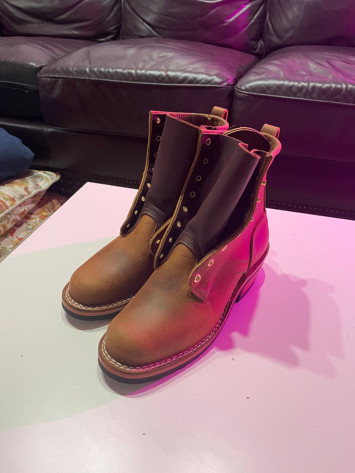 Photo by indigo_flame on November 5, 2023 of the Nicks Robert in Horween Orange Predator.