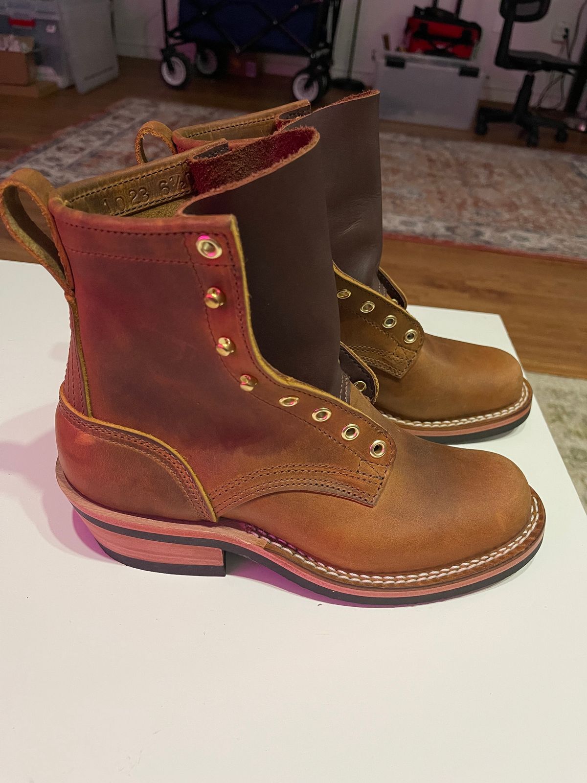 Photo by indigo_flame on November 5, 2023 of the Nicks Robert in Horween Orange Predator.