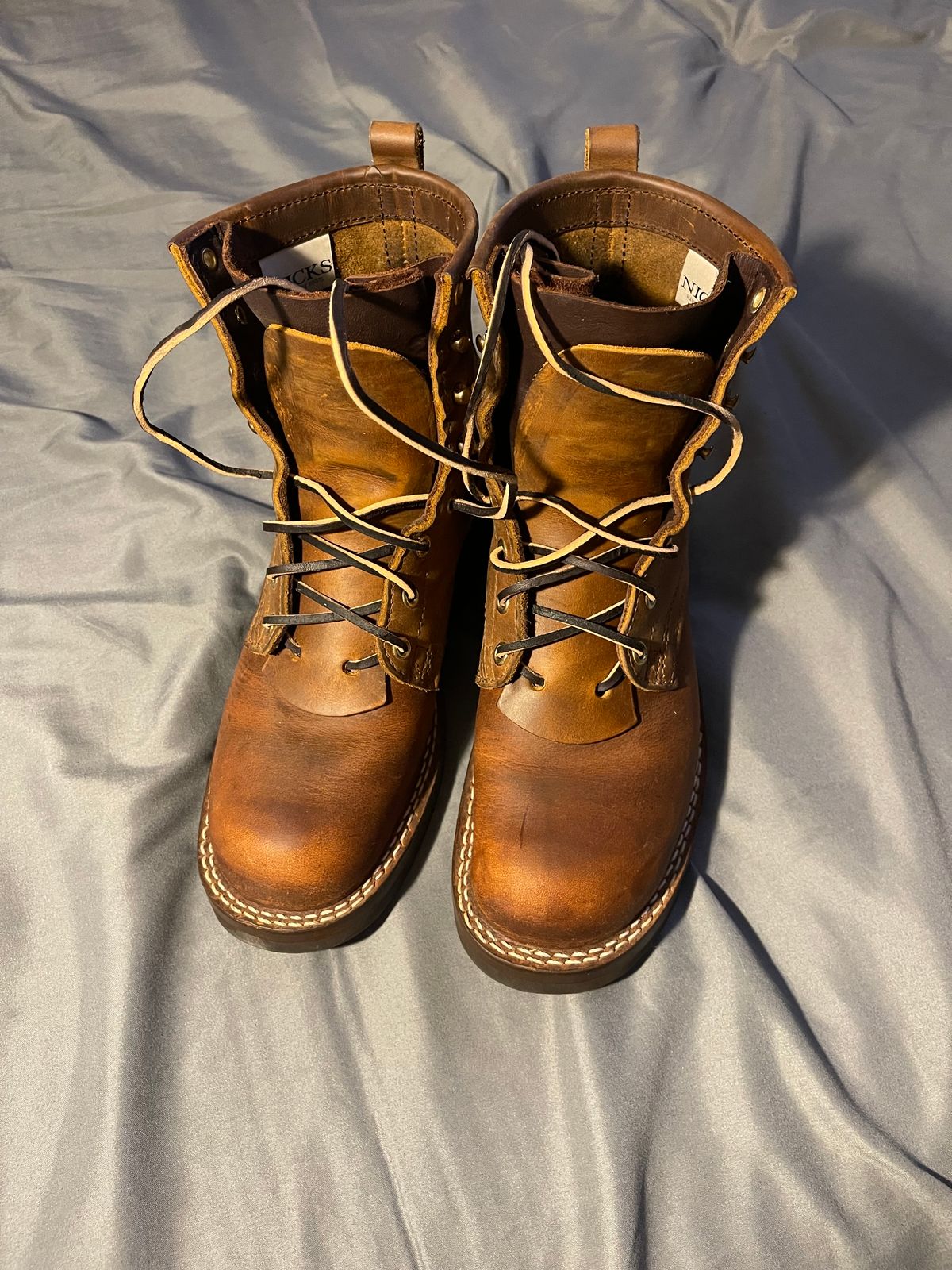 Photo by indigo_flame on February 8, 2025 of the Nicks Robert in Horween Orange Predator.