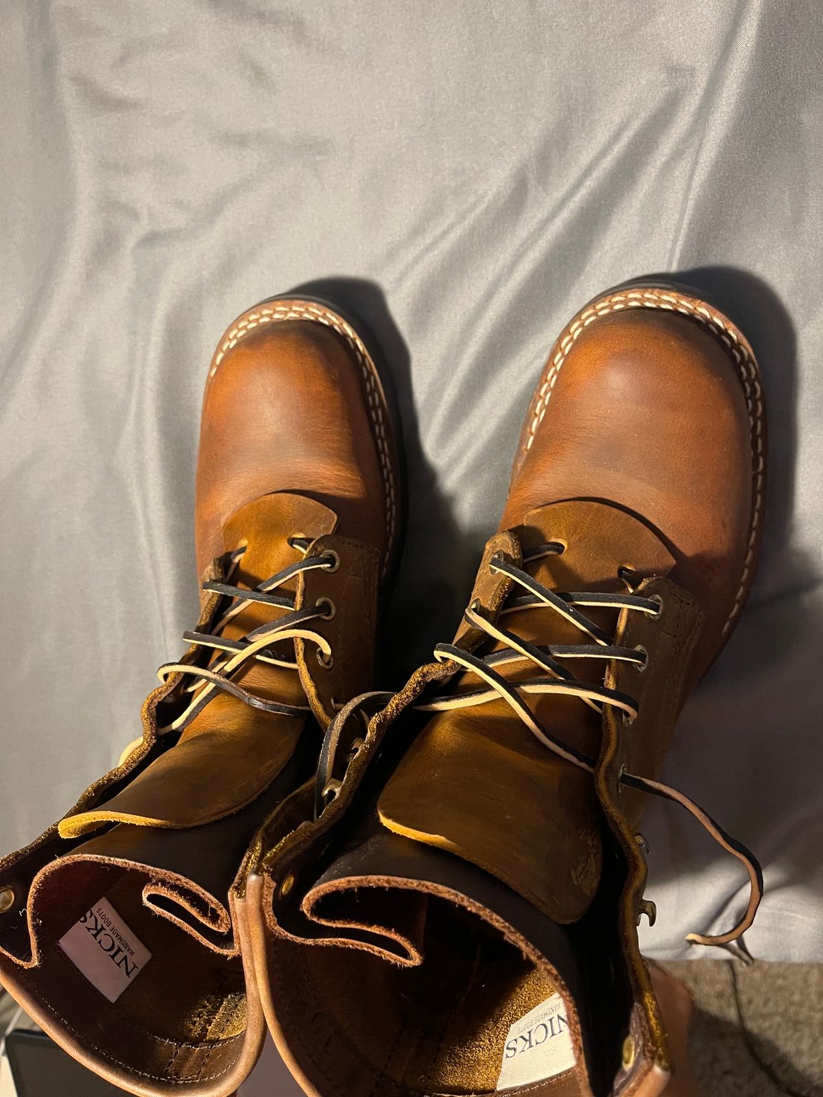 Photo by indigo_flame on February 8, 2025 of the Nicks Robert in Horween Orange Predator.