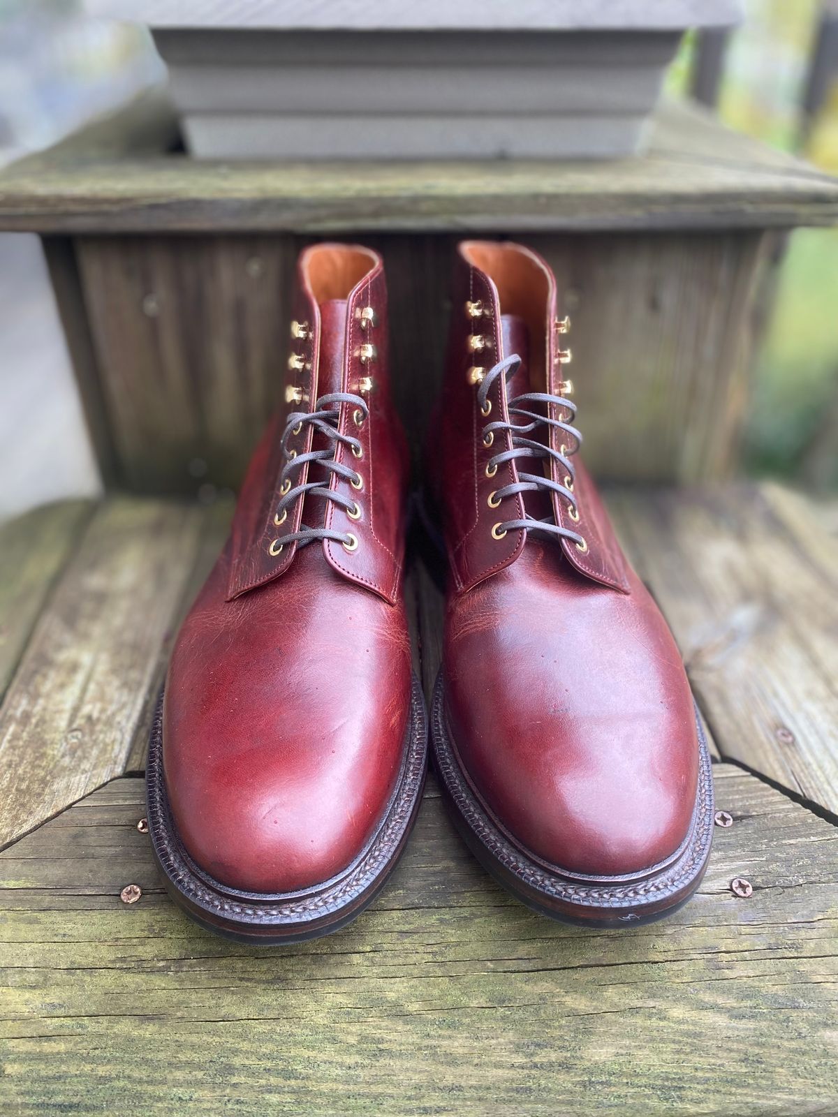 Photo by Darkbluecrew on October 13, 2024 of the Grant Stone Edward Boot in Gallun Red Waxed Deer.