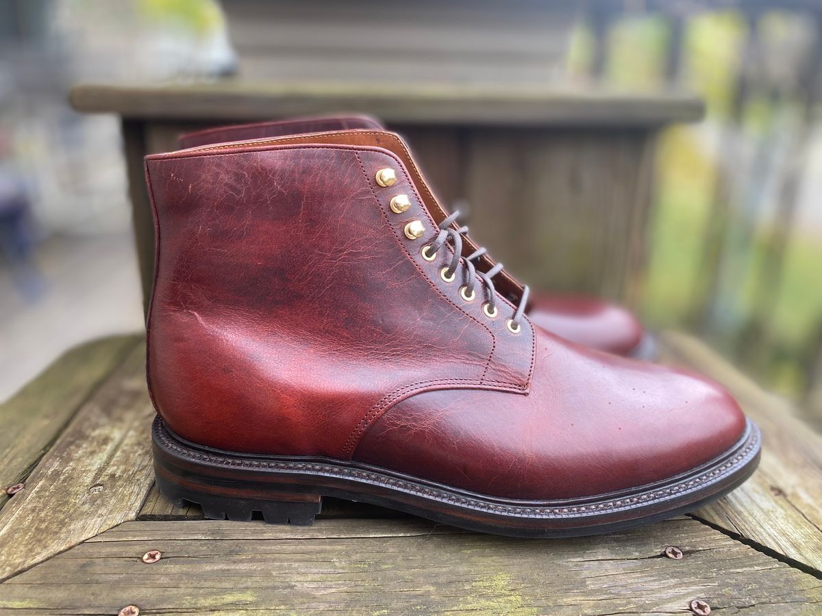 Photo by Darkbluecrew on October 13, 2024 of the Grant Stone Edward Boot in Gallun Red Waxed Deer.