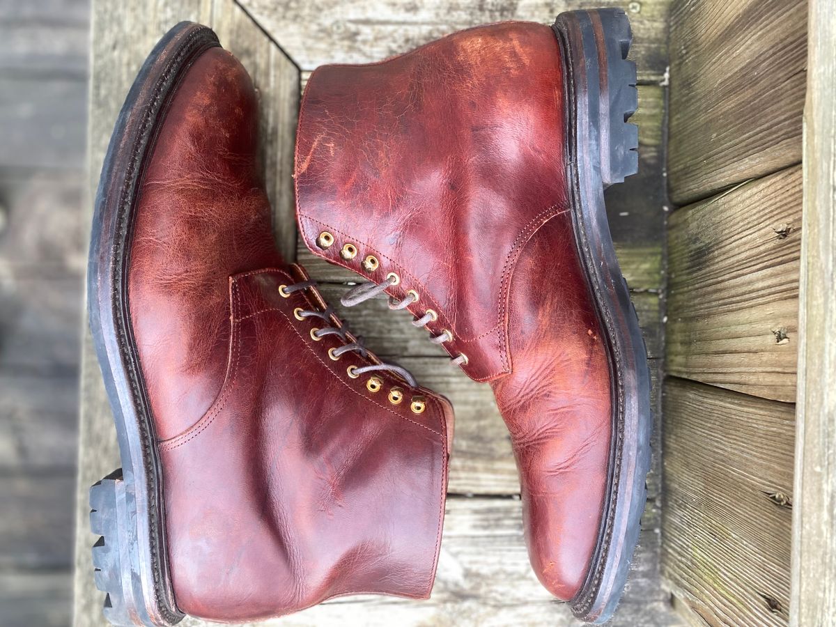 Photo by Darkbluecrew on November 5, 2024 of the Grant Stone Edward Boot in Gallun Red Waxed Deer.