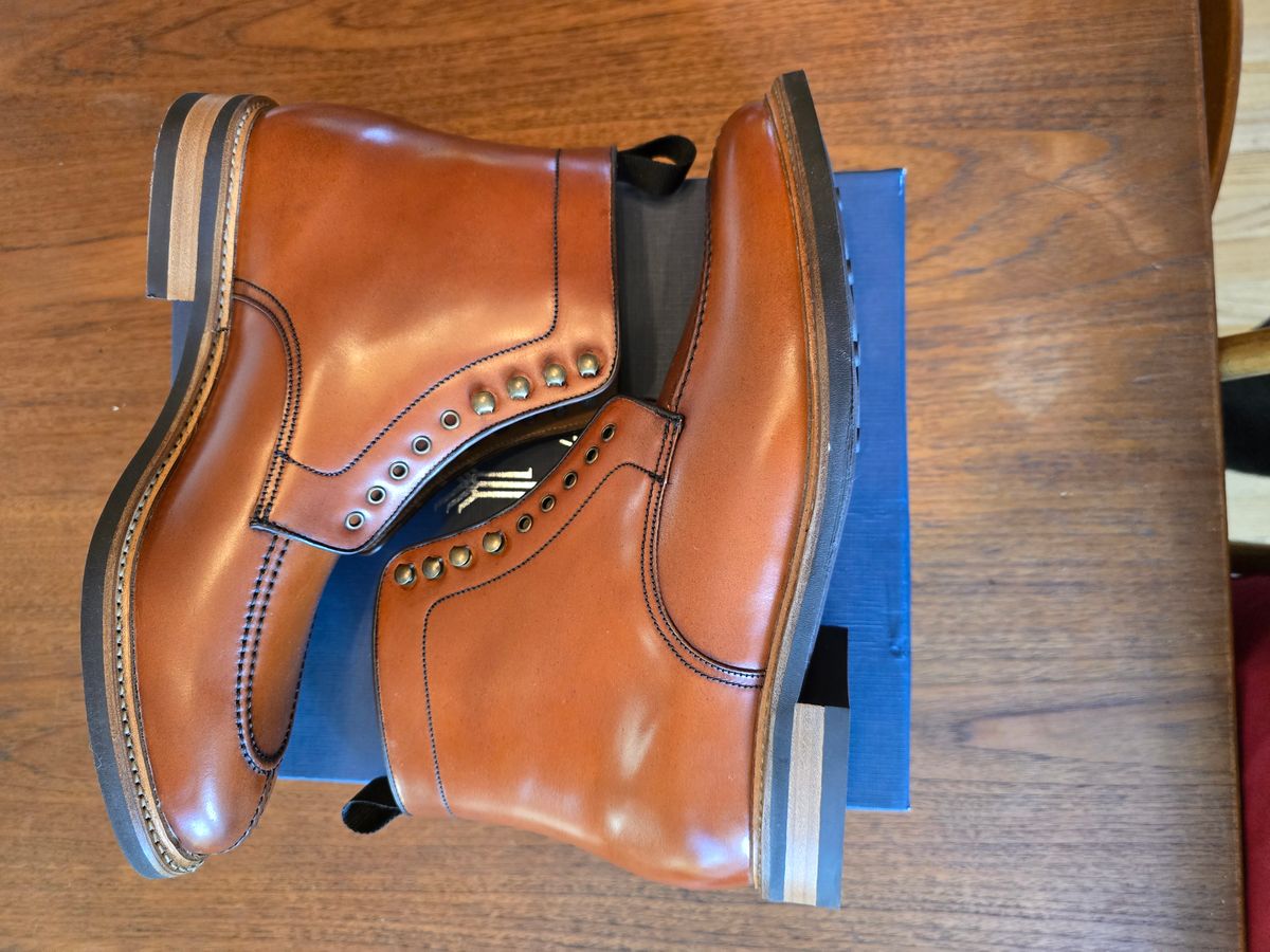 Photo by ProfessorWoland on October 1, 2024 of the Yanko NST in Cognac Shell Cordovan.
