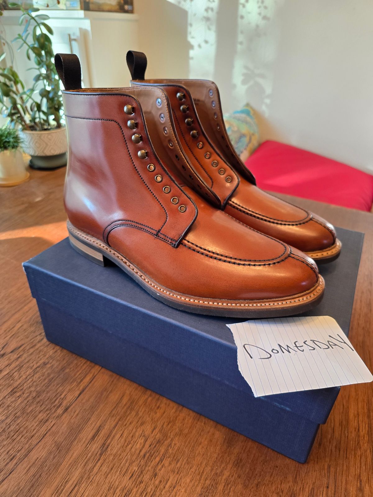 Photo by ProfessorWoland on October 1, 2024 of the Yanko NST in Cognac Shell Cordovan.