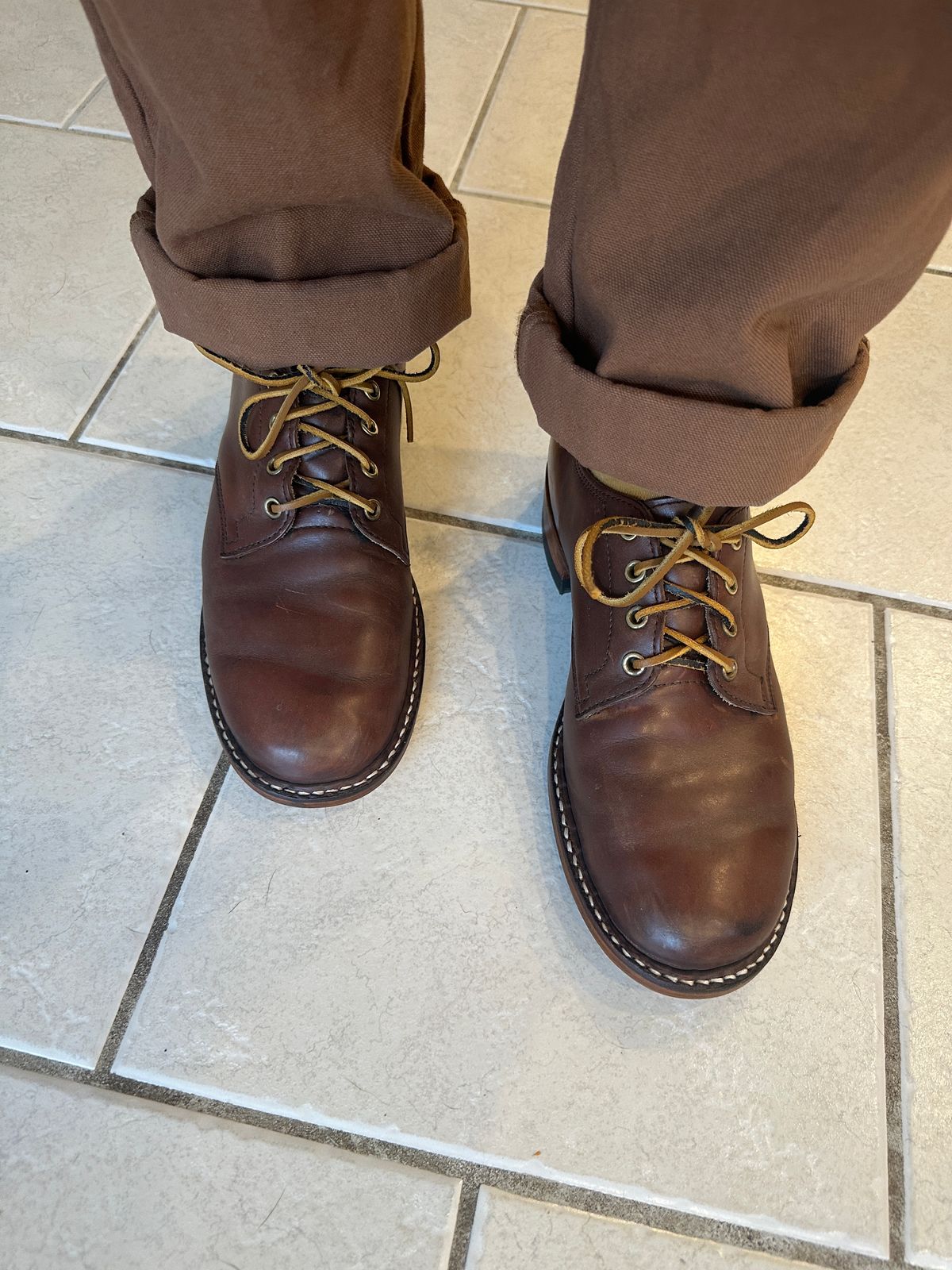 Photo by neognosis on February 7, 2025 of the White's Retro Oxford in Horween British Tan Chromexcel.