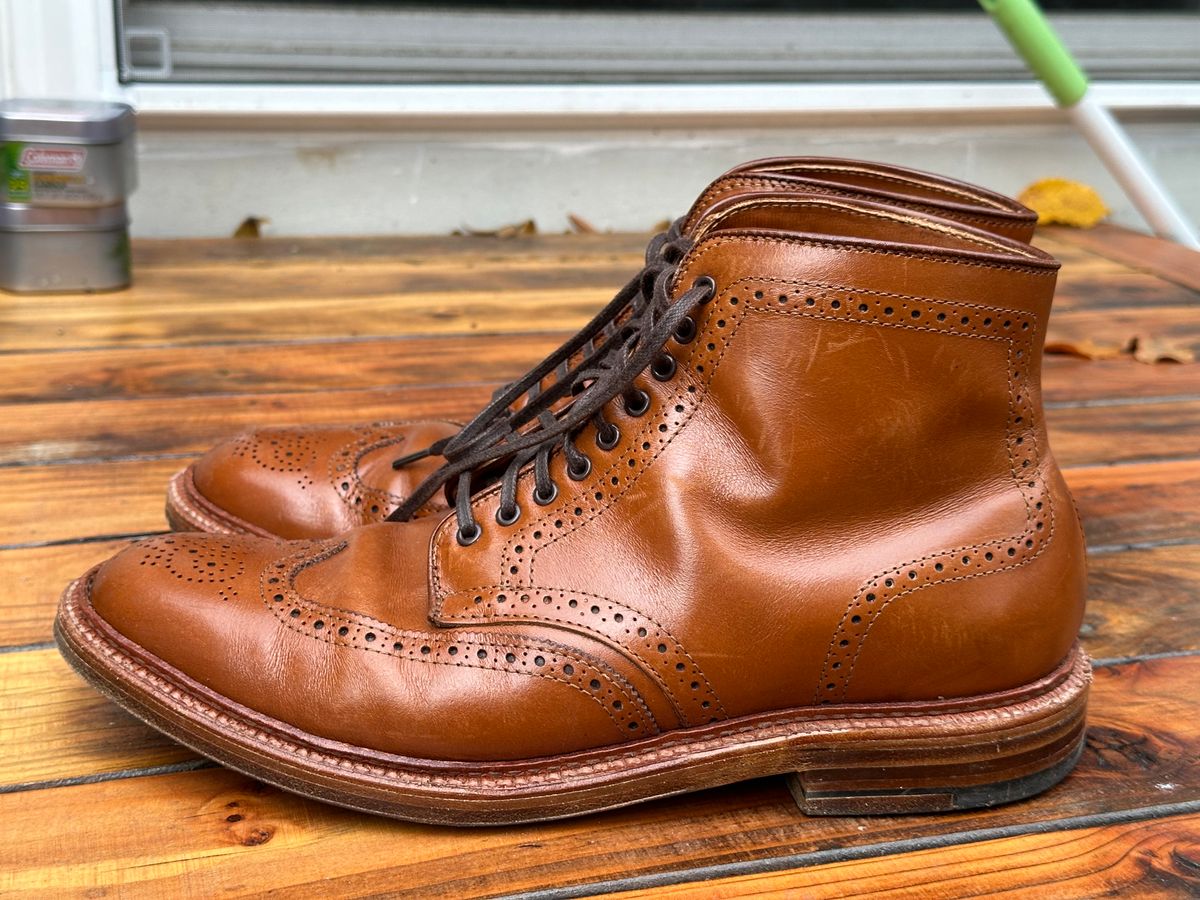 Photo by eschaye on November 1, 2024 of the Alden Short Wing Boot in Dark Tan Calfskin.