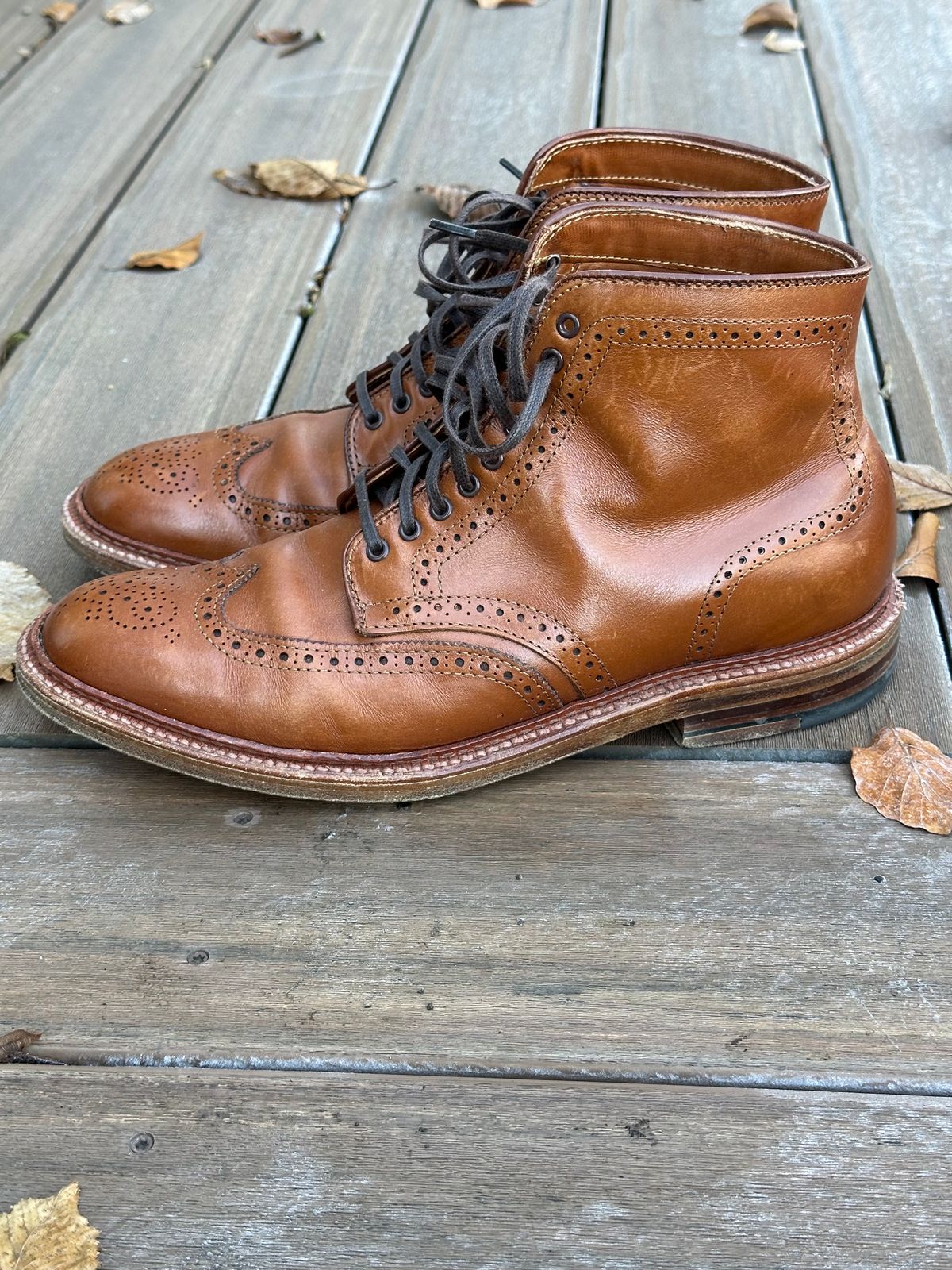 Photo by eschaye on December 5, 2024 of the Alden Short Wing Boot in Dark Tan Calfskin.