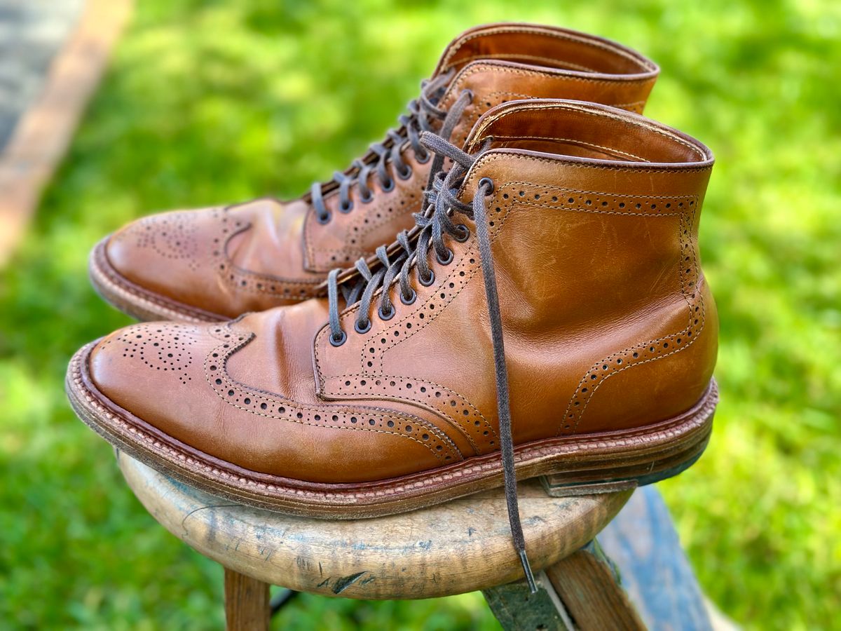 Photo by eschaye on April 4, 2025 of the Alden Short Wing Boot in Dark Tan Calfskin.