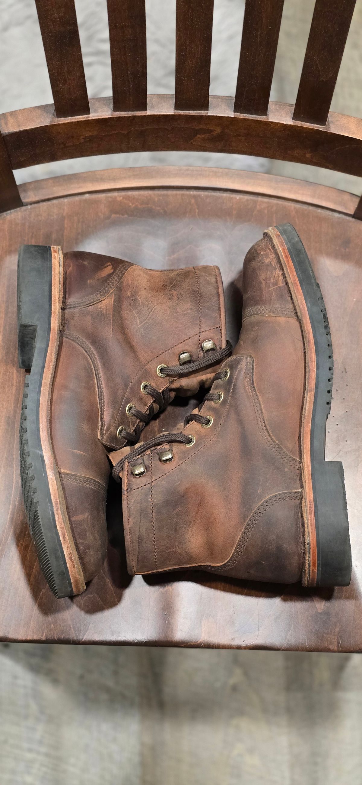 Photo by Tankman613 on November 3, 2025 of the Jim Green CM719 in Brown Full Grain.