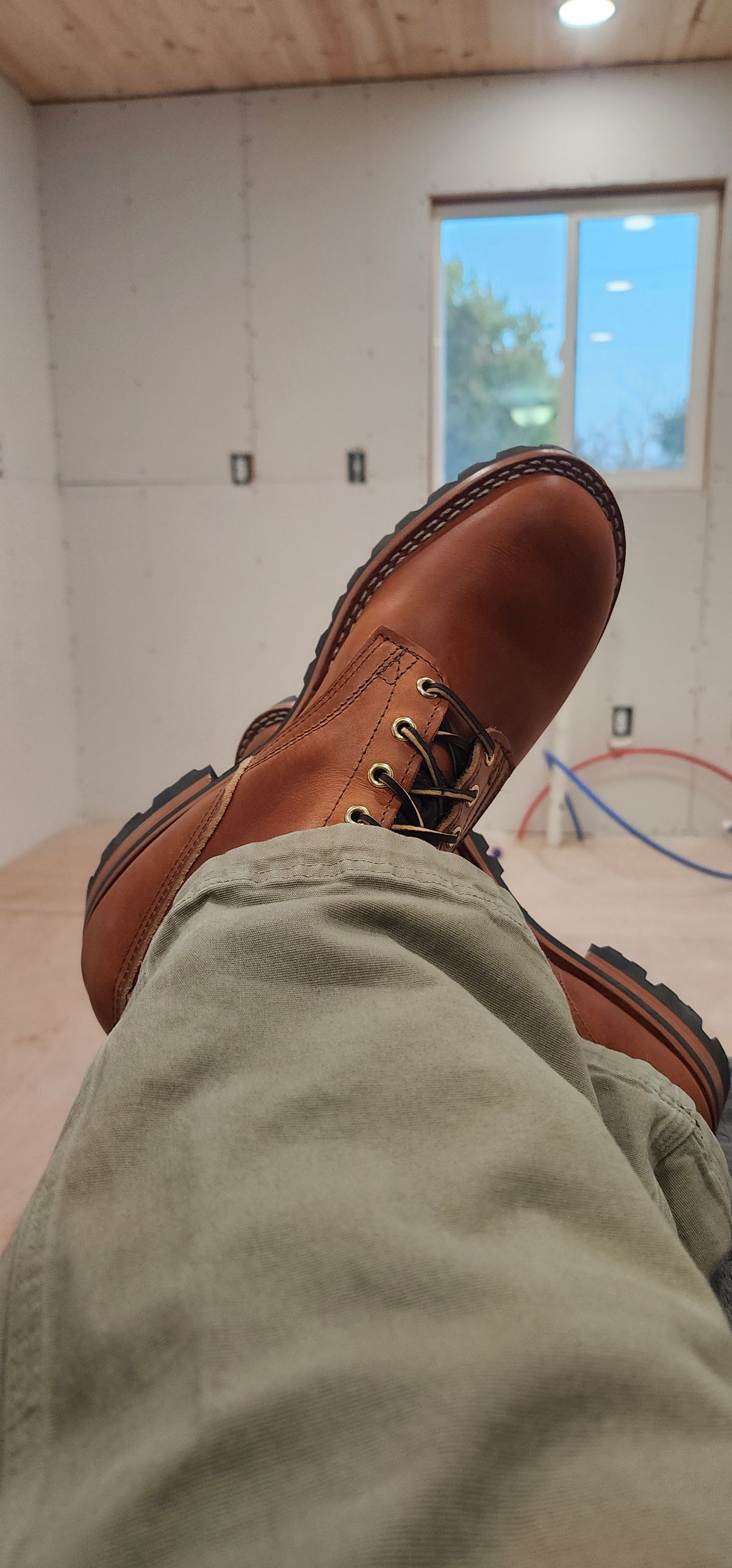 Photo by Tankman613 on October 2, 2024 of the Nicks DomePro in Wickett & Craig Natural Veg Tan.