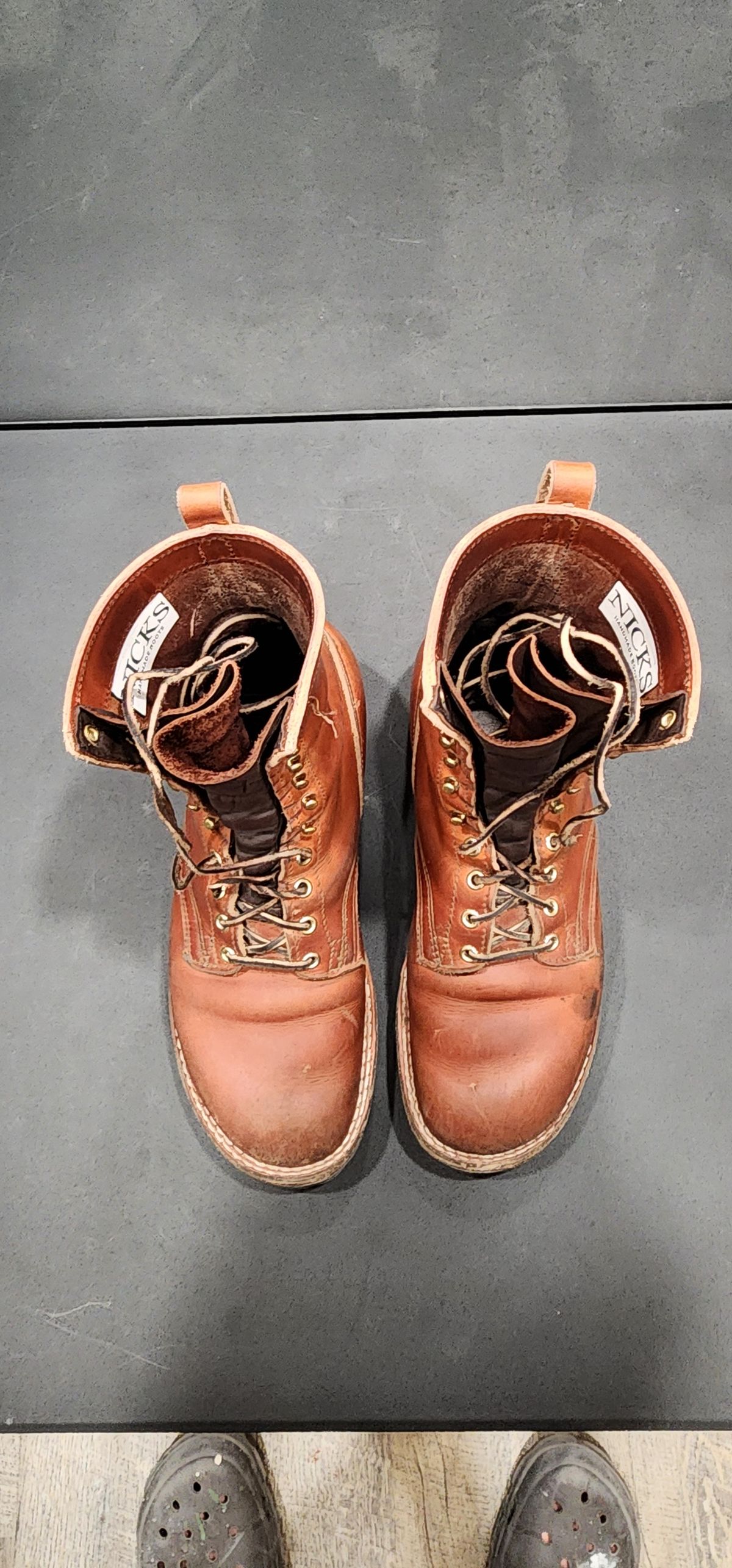 Photo by Tankman613 on November 2, 2024 of the Nicks DomePro in Wickett & Craig Natural Veg Tan.