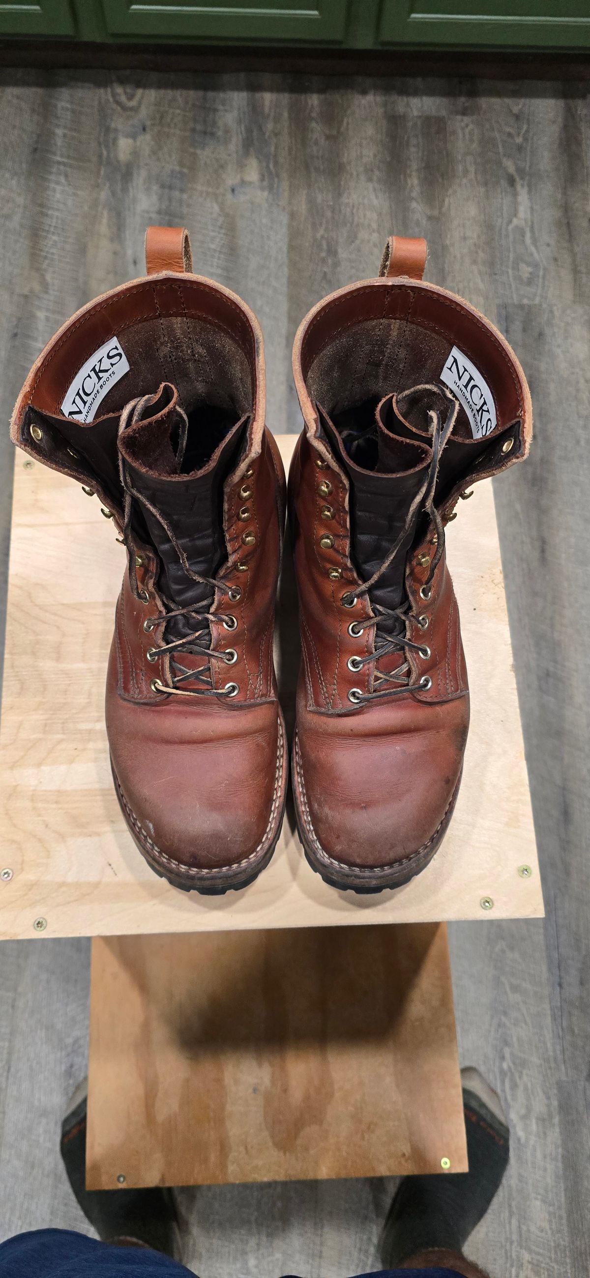 Photo by Tankman613 on January 3, 2025 of the Nicks DomePro in Wickett & Craig Natural Veg Tan.