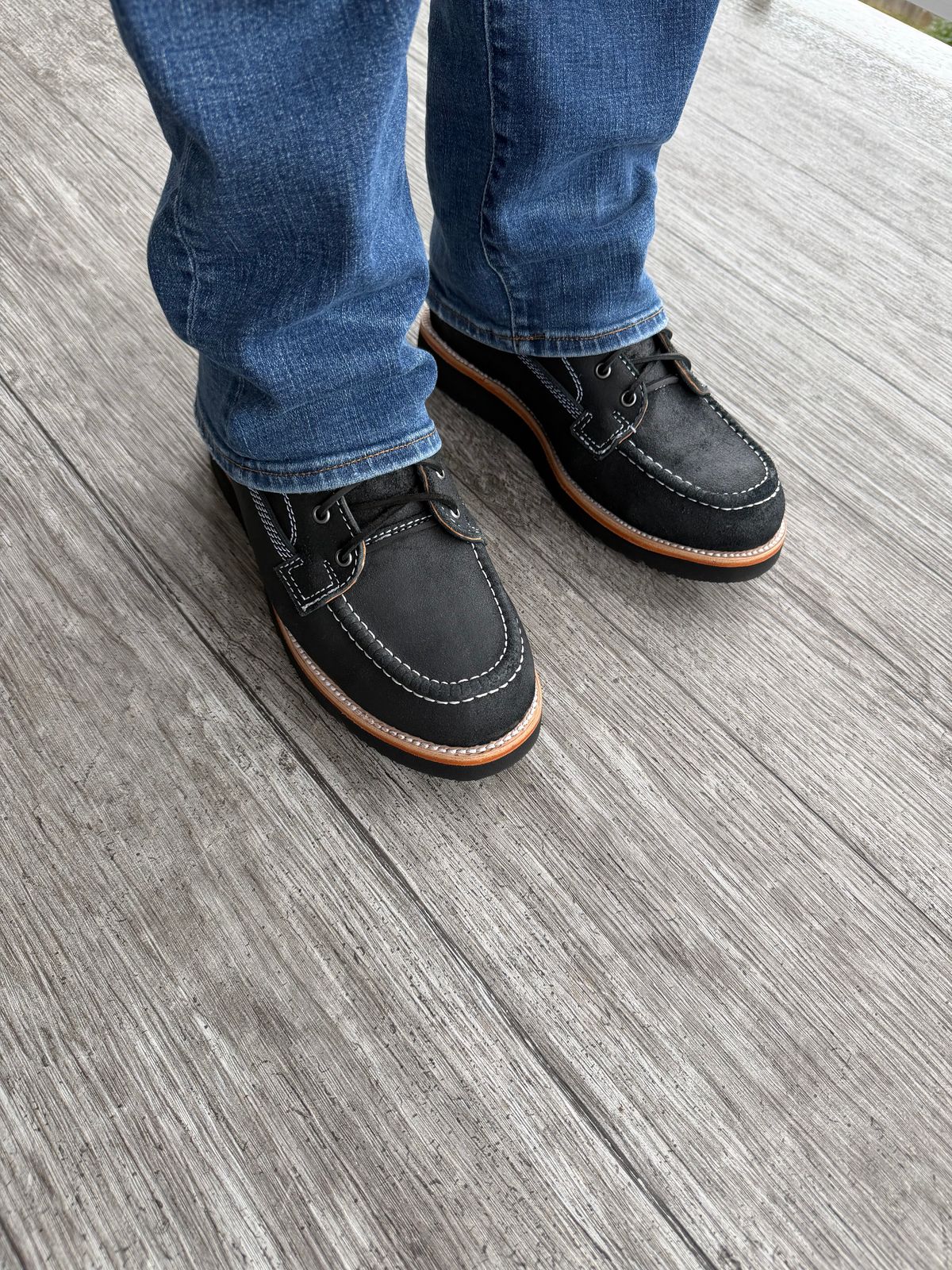 Photo by Weyland on February 7, 2026 of the Seven Twenty-Four Bristow 8 Inch in Lefarc Oiled Black Roughout.