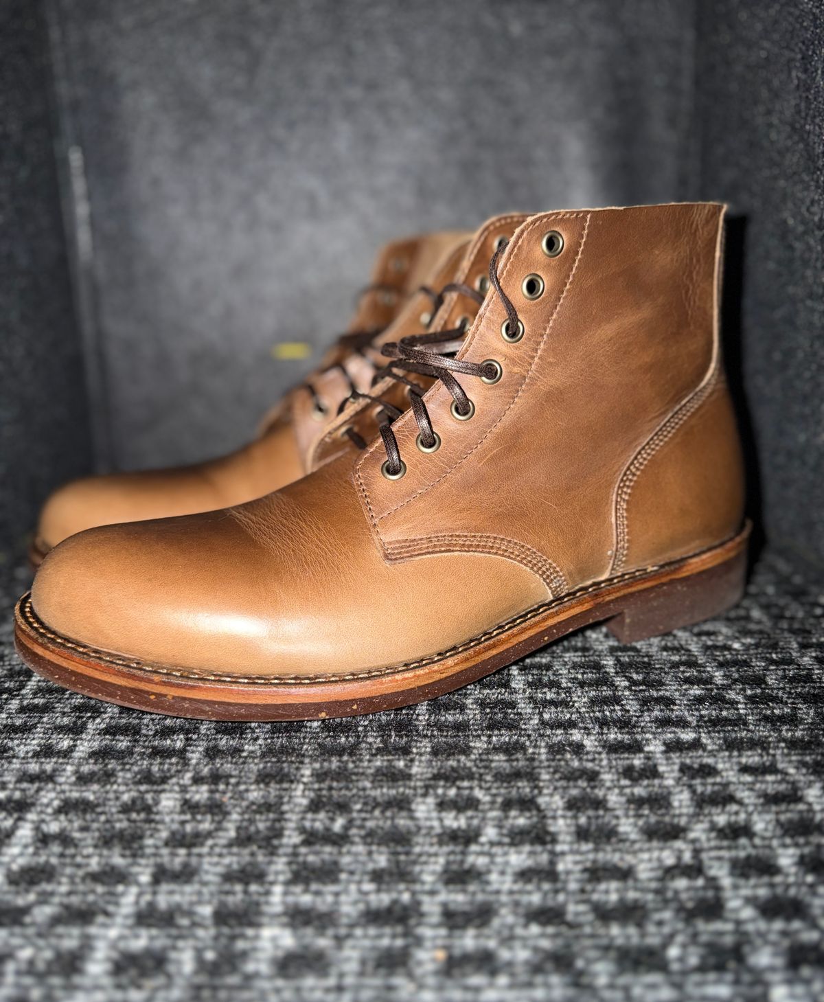 Photo by Michael on December 3, 2025 of the Oak Street Bootmakers Field Boot in Horween Natural Chromexcel.