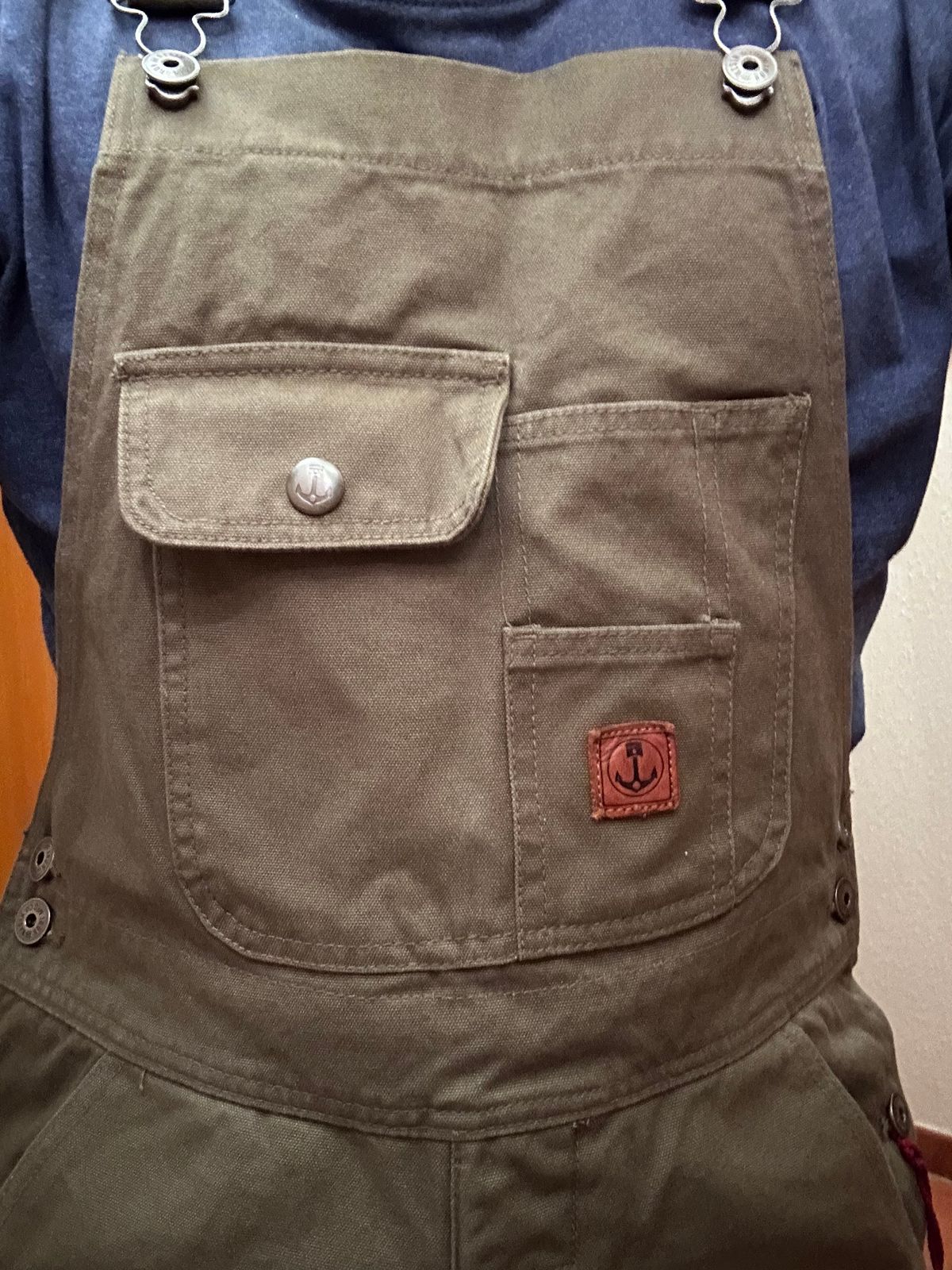 Photo by bene on January 26, 2025 of the Iron & Resin Tatham Overalls in 14oz 100% cotton duck canvas.
