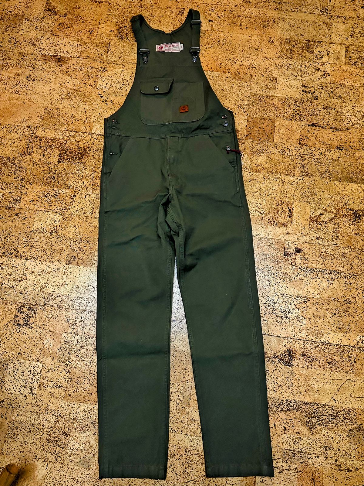Photo by bene on January 26, 2025 of the Iron & Resin Tatham Overalls in 14oz 100% cotton duck canvas.