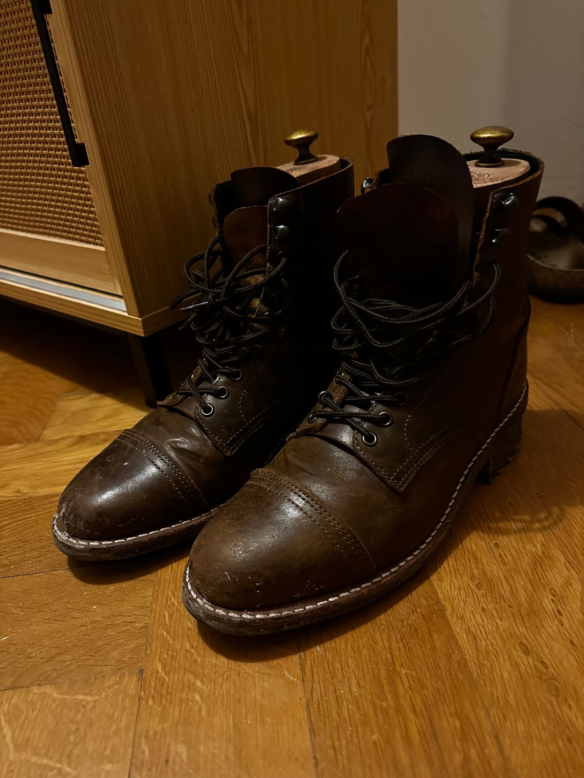 Photo by bene on October 22, 2025 of the Thursday Logger in Arizona Adobe Rugged & Resilient.