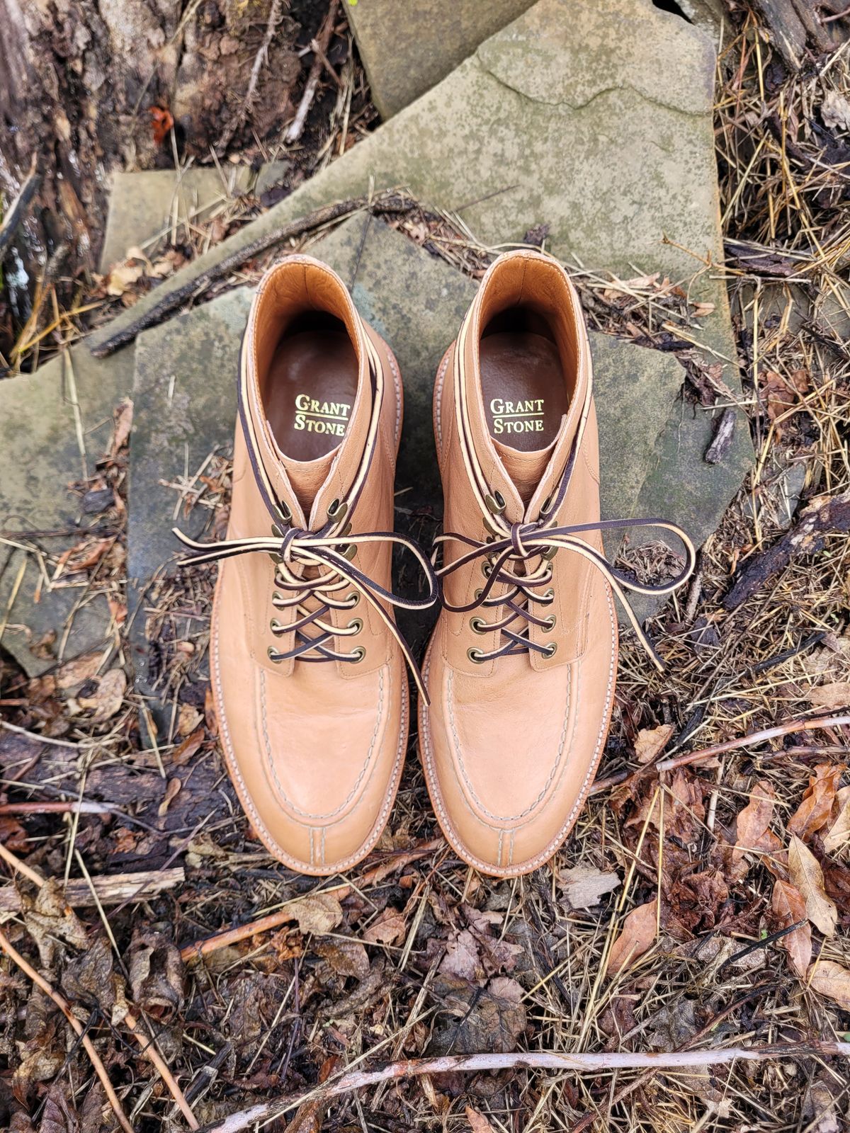 Photo by dizzle_6 on October 1, 2024 of the Grant Stone Ottawa Boot in Incas Natural Kangaroo.