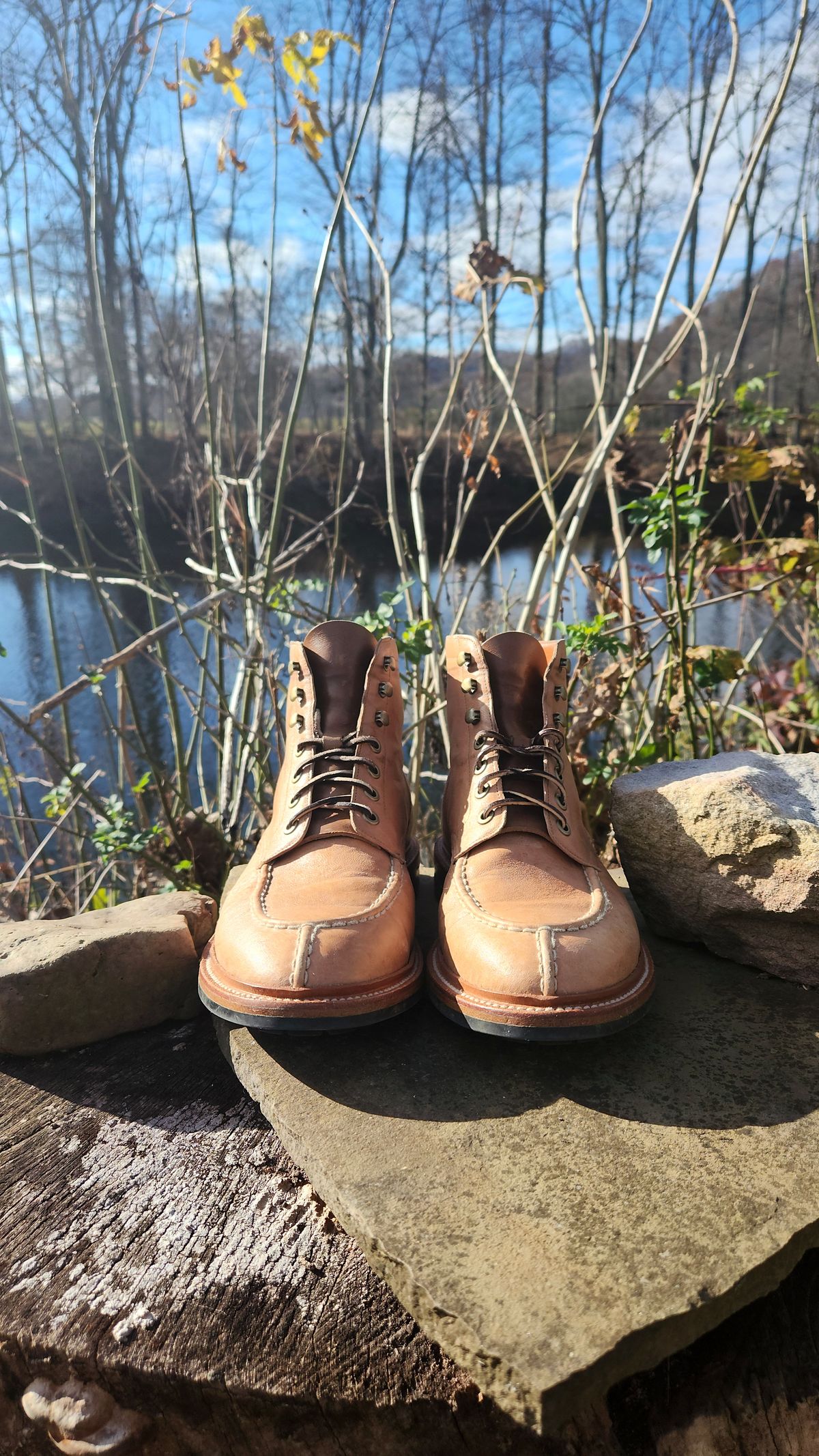 Photo by dizzle_6 on November 5, 2024 of the Grant Stone Ottawa Boot in Incas Natural Kangaroo.