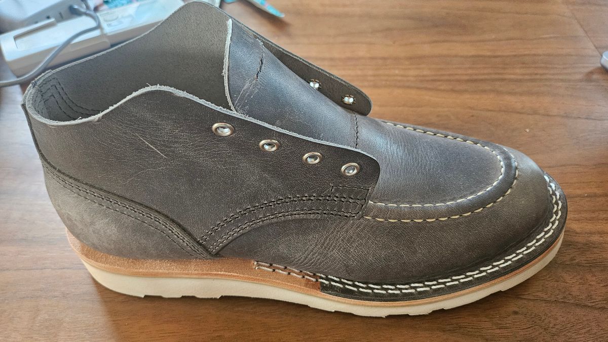 Photo by koffking on November 19, 2025 of the Nicks Riverfront in Cypress Light Gray.