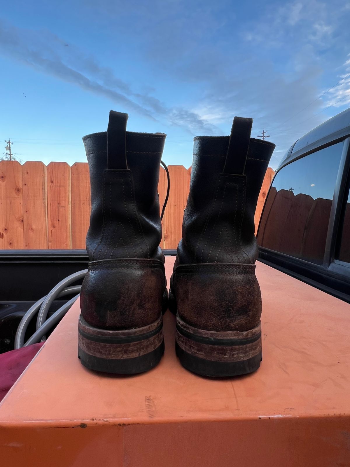 Photo by robmagr on January 2, 2026 of the Nicks x Rose Anvil ND1 in Horween Brown Waxed Flesh.