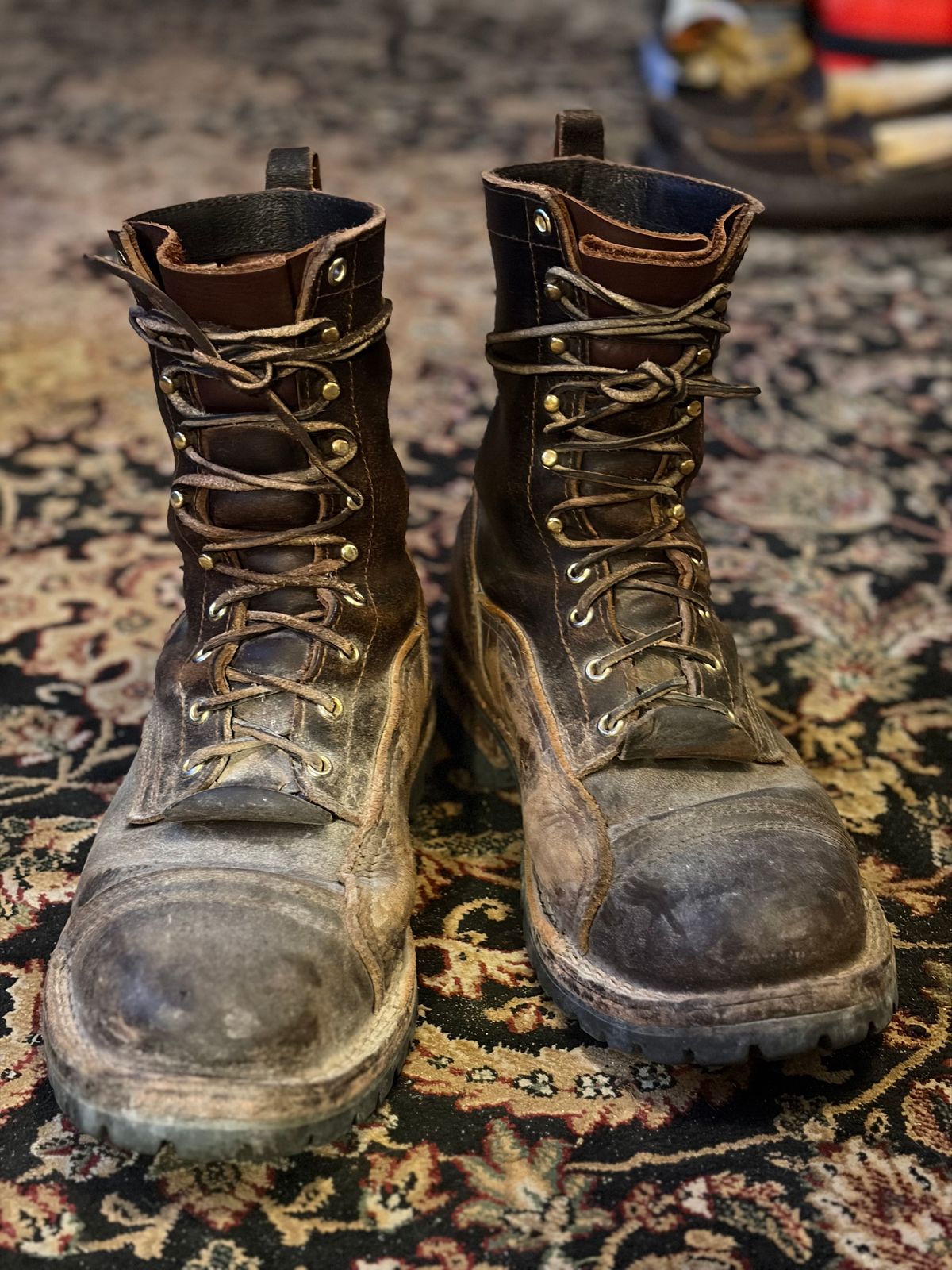 Photo by robmagr on January 22, 2026 of the Nicks x Rose Anvil ND1 in Horween Brown Waxed Flesh.