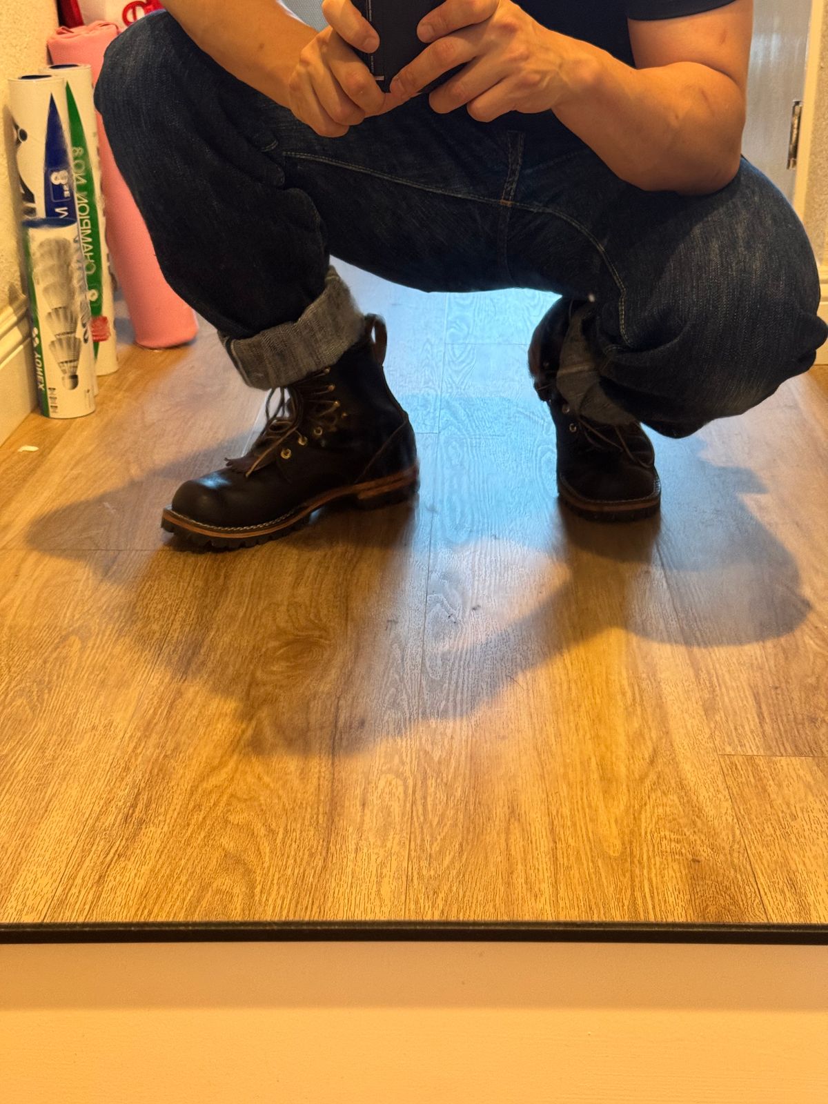 Photo by ericduan03 on June 12, 2026 of the Nicks Maxwell in Horween Black Waxed Flesh.