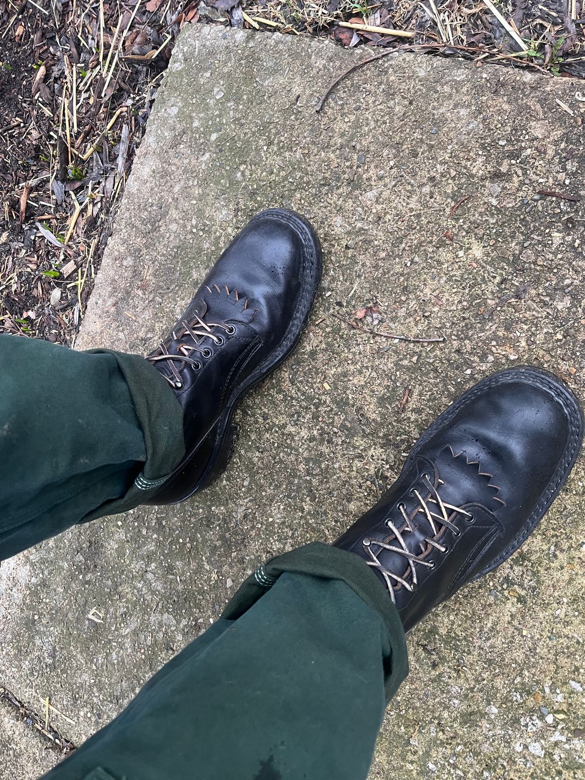 Photo by prichardson on March 7, 2026 of the White's x Rose Anvil Drifter 2.0 in Seidel Black Double Shot.