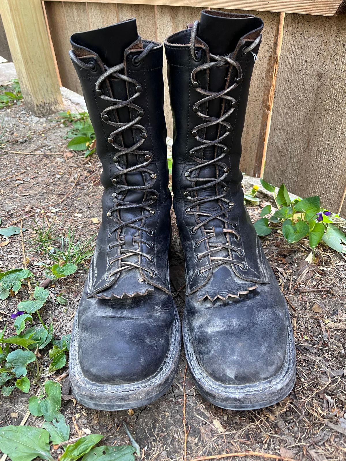 Photo by prichardson on April 21, 2026 of the White's x Rose Anvil Drifter 2.0 in Seidel Black Double Shot.