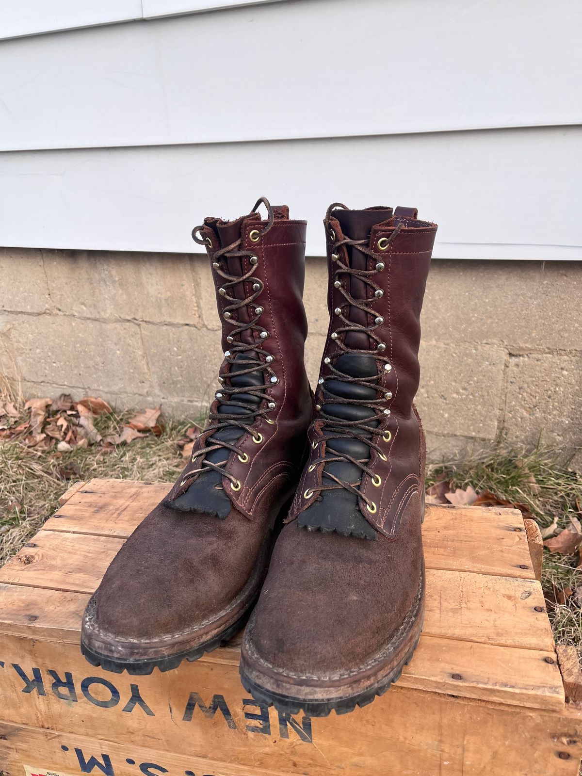 Photo by prichardson on February 9, 2025 of the Frank's Boots Ground Pounder in Walnut Roughout Work Leather.