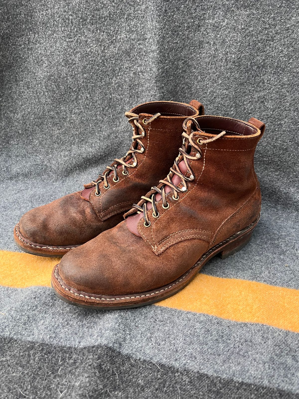 Photo by prichardson on April 5, 2025 of the White's 350 Cruiser in Seidel Red Dog Oil Tan Roughout.