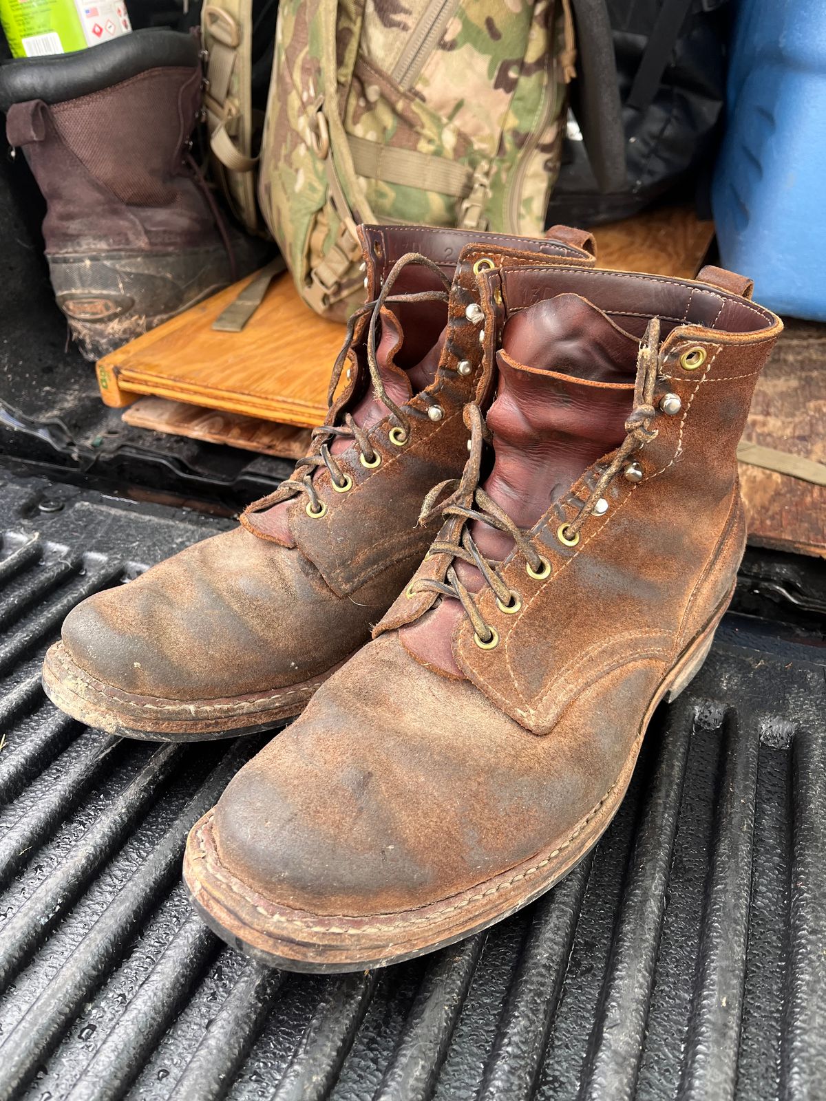 Photo by prichardson on November 23, 2025 of the White's 350 Cruiser in Seidel Red Dog Oil Tan Roughout.