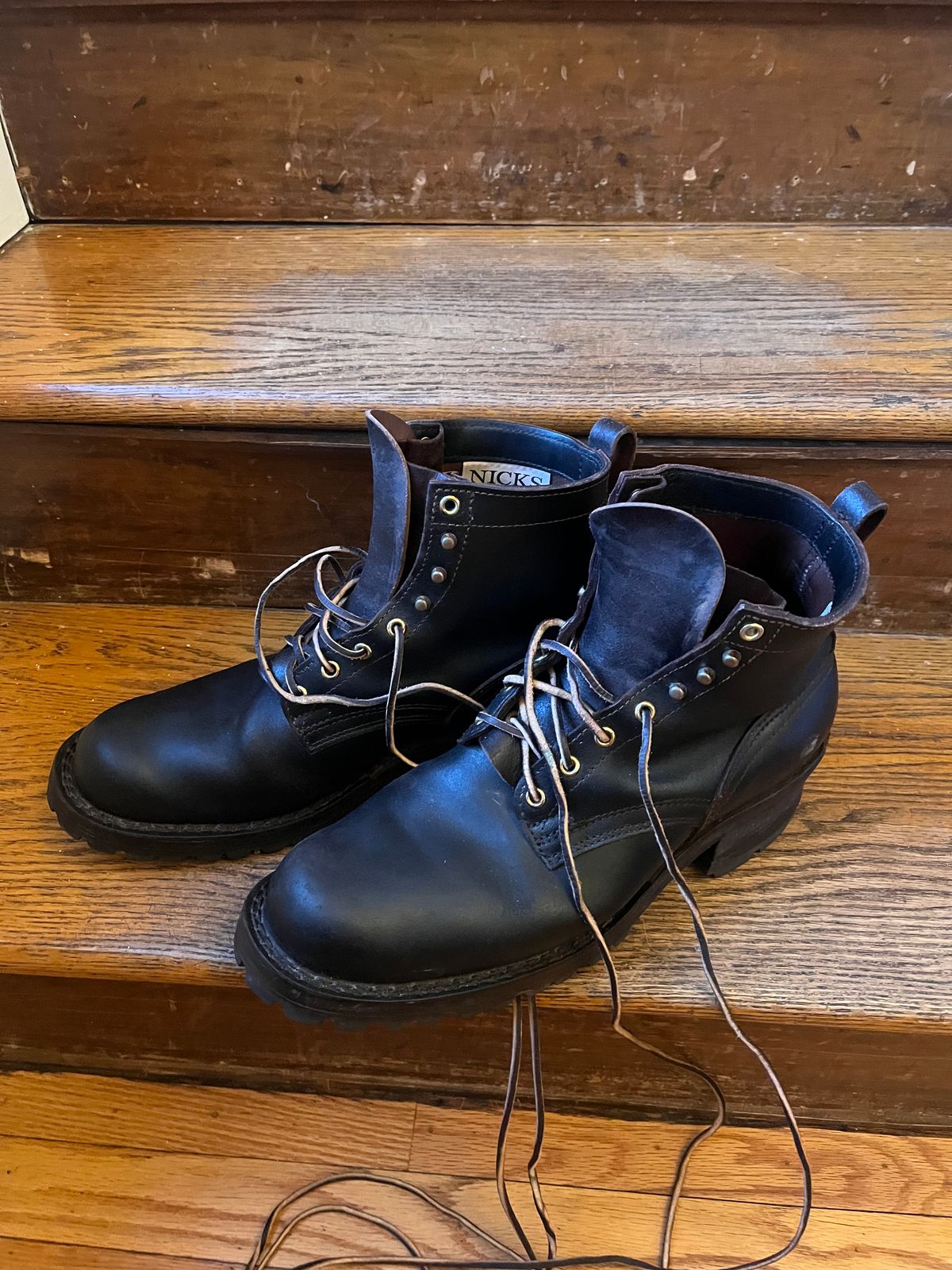 Photo by prichardson on October 14, 2025 of the Nicks Robert in Horween Dark Brown Waxed Flesh.