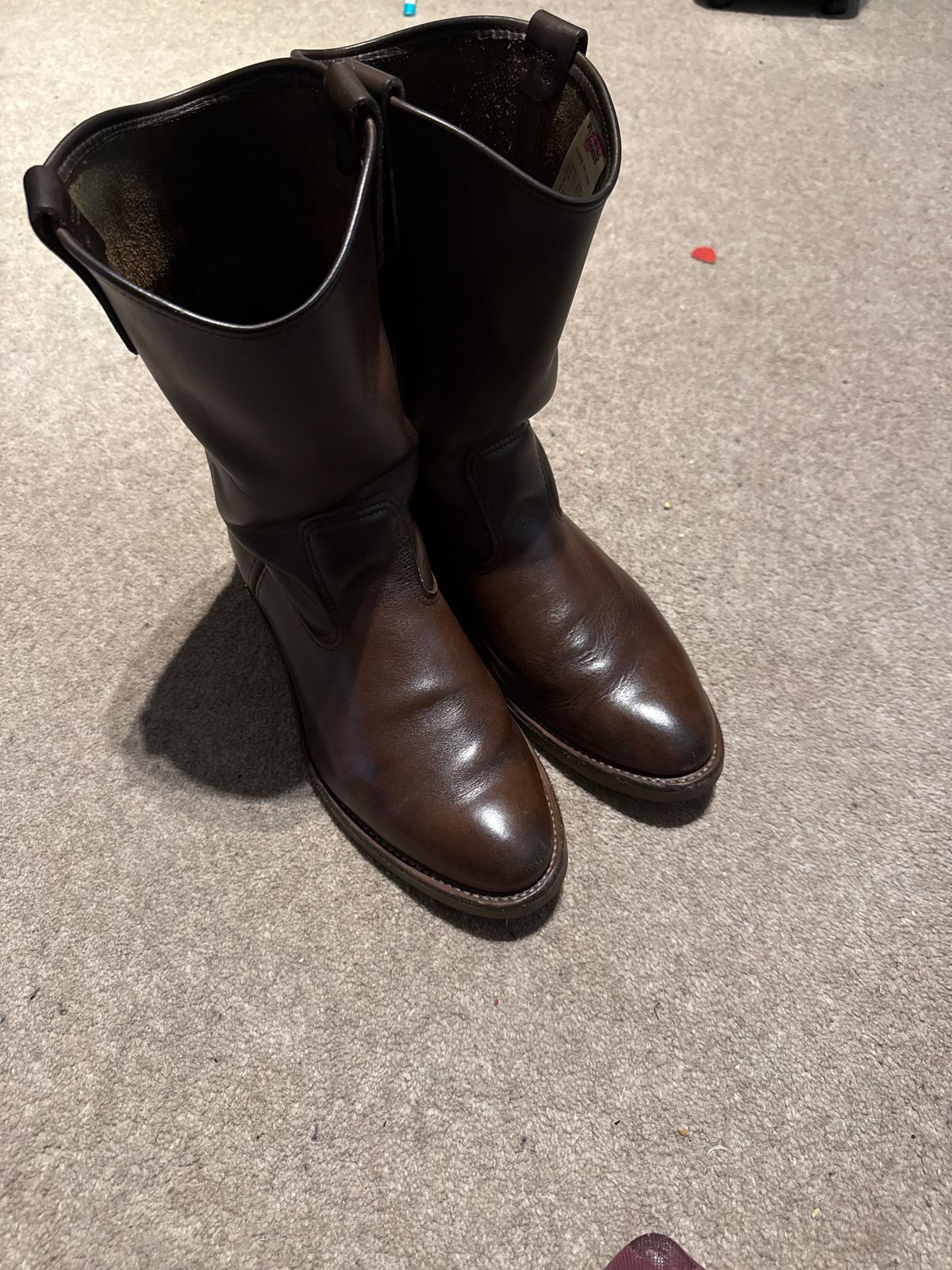 Photo by felixb on February 21, 2025 of the Red Wing Pecos in Brown Boomer Leather.