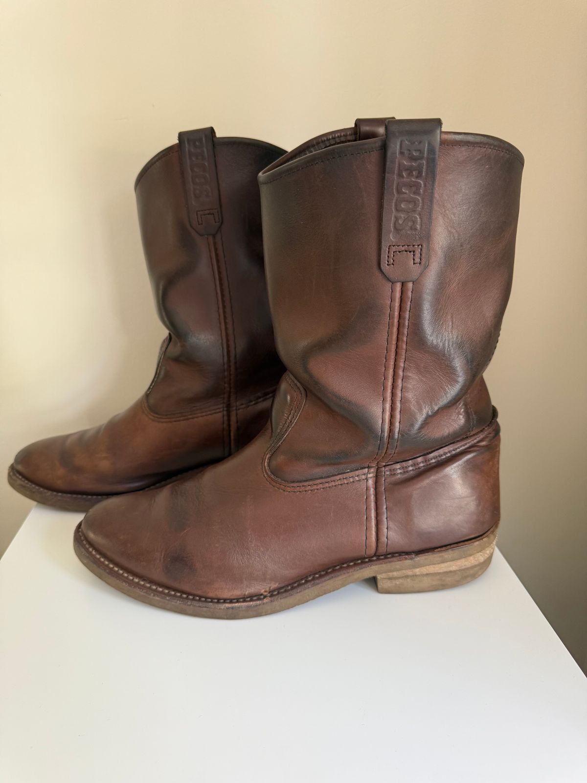 Photo by felixb on September 1, 2025 of the Red Wing Pecos in Brown Boomer Leather.