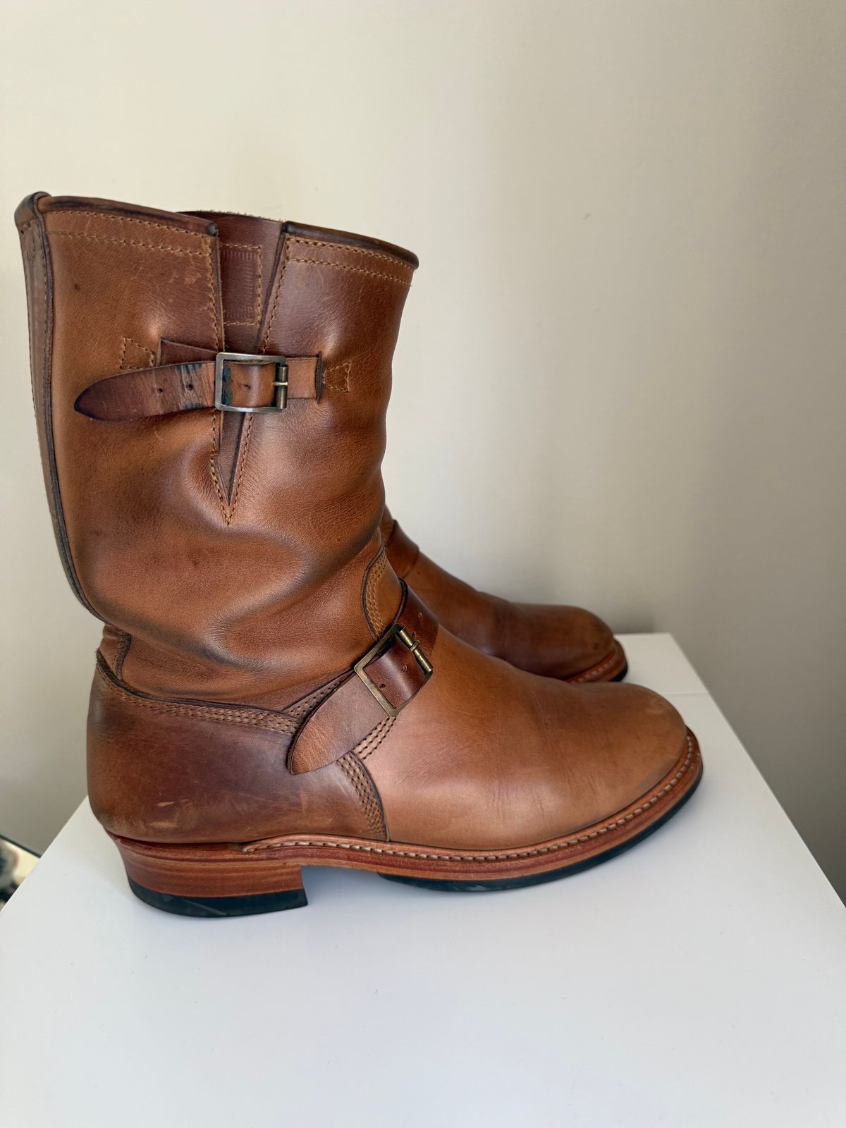 Photo by felixb on September 1, 2025 of the John Lofgren Wabash Engineer Boots in Horween Natural Chromexcel.