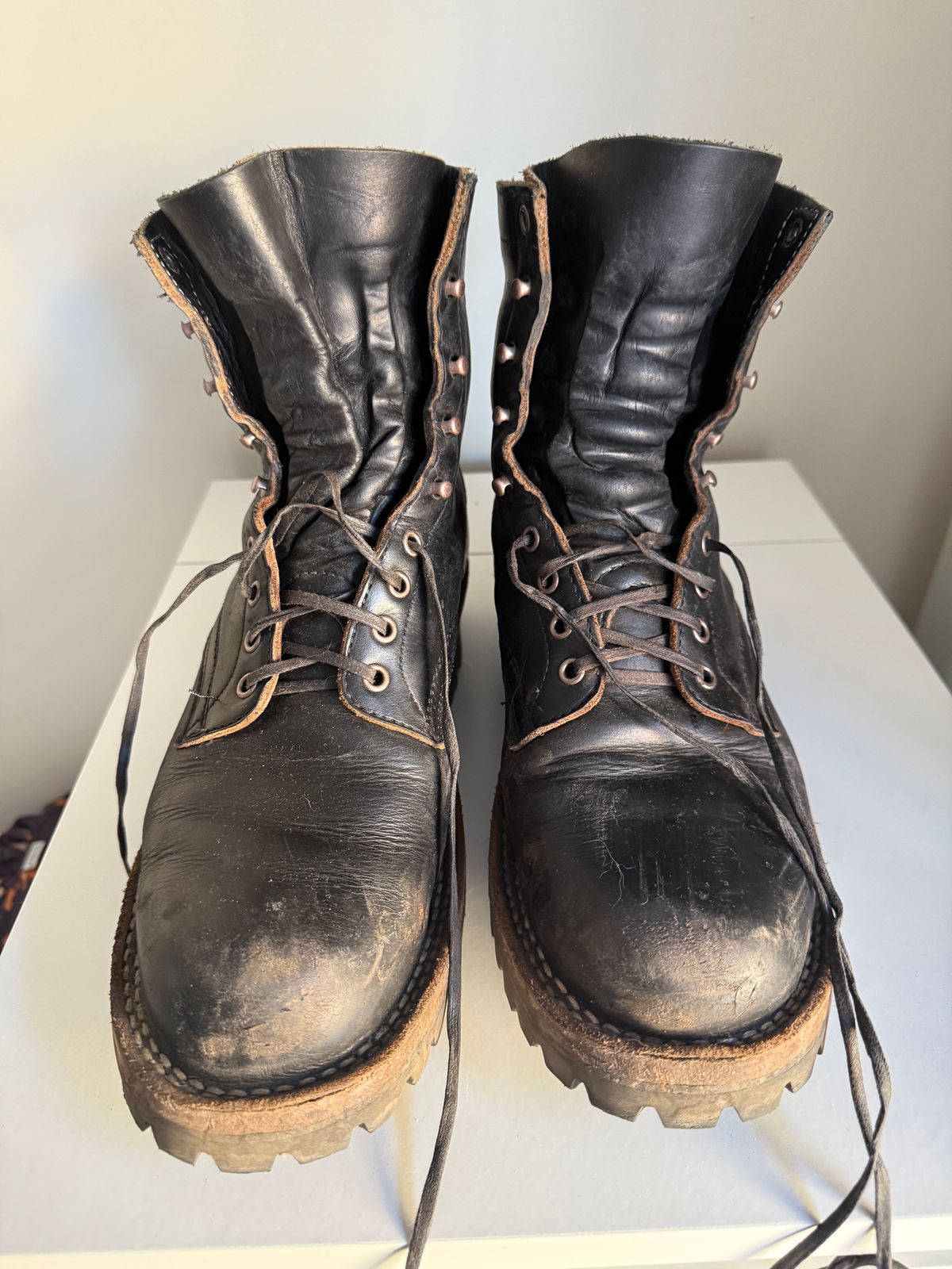 Photo by felixb on January 5, 2026 of the White's C355 Logger in Seidel Black Double Shot.