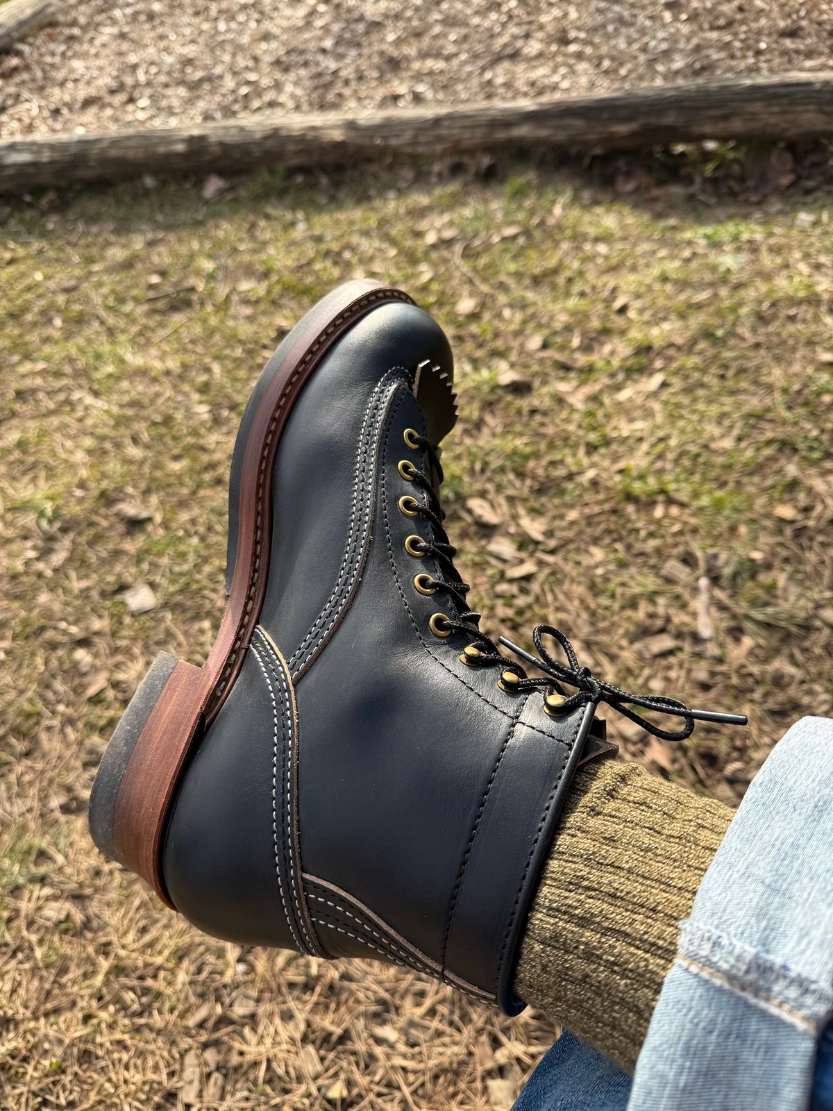 Photo by Miimo on February 9, 2025 of the John Lofgren Donkey Puncher Boots in Horween Black Chromexcel.