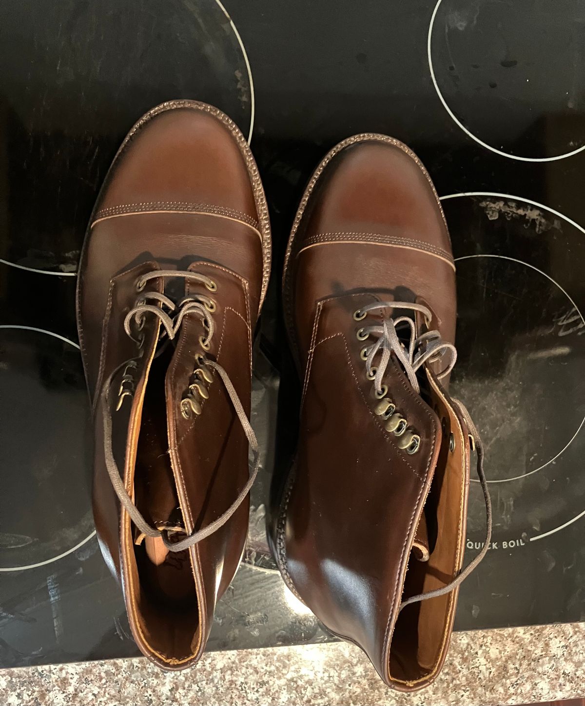 Photo by huntx4 on October 1, 2024 of the Grant Stone Cap Toe Boot in Horween Crimson Chromexcel.