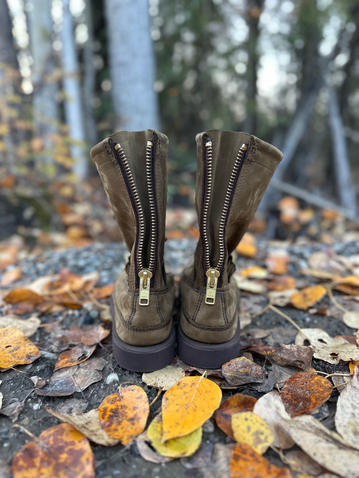Photo by Mogo on October 1, 2025 of the Russell Moccasin Co. Zephyr II in S.B. Foot Sage Chamois.