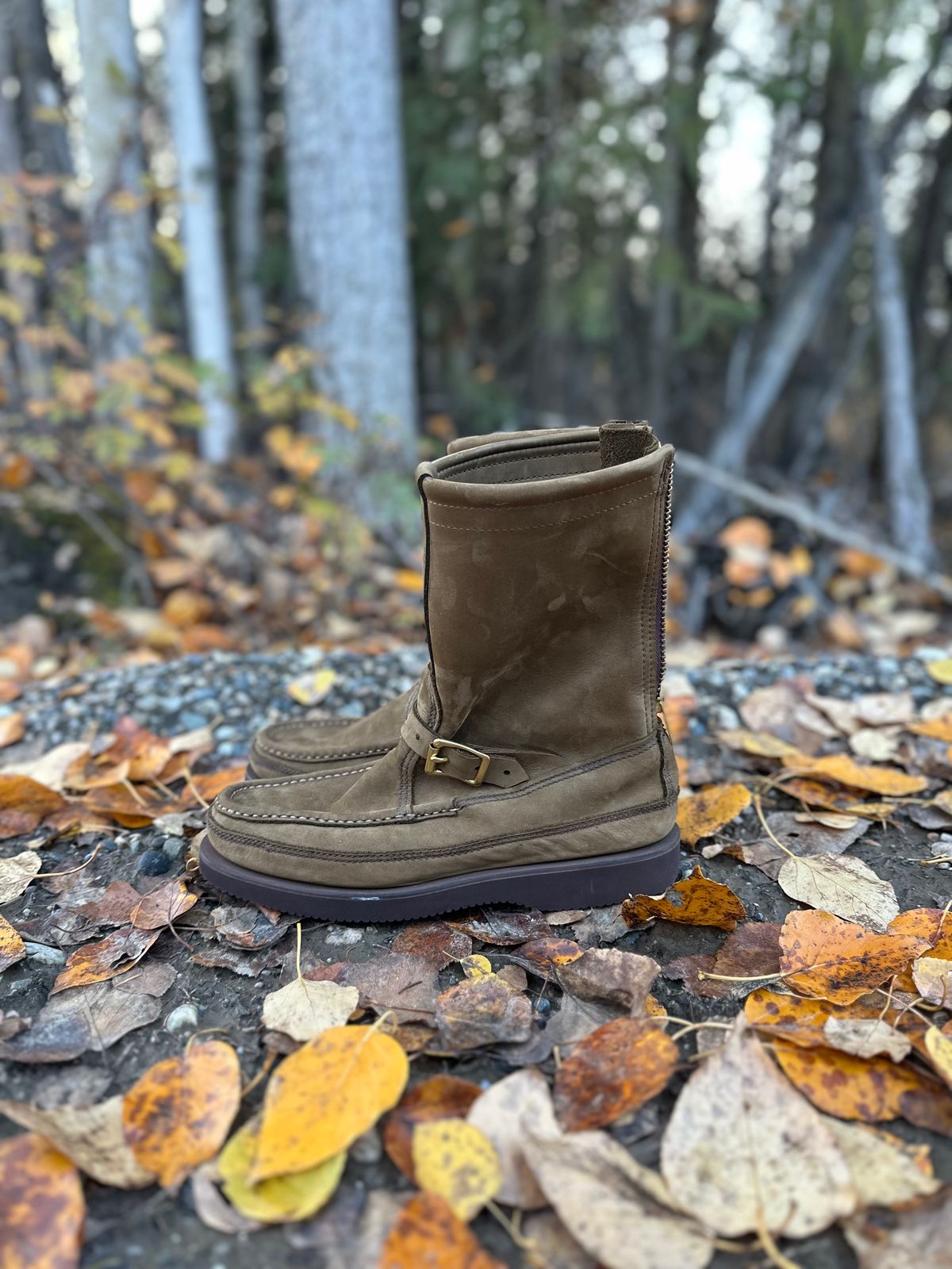 Photo by Mogo on October 1, 2025 of the Russell Moccasin Co. Zephyr II in S.B. Foot Sage Chamois.