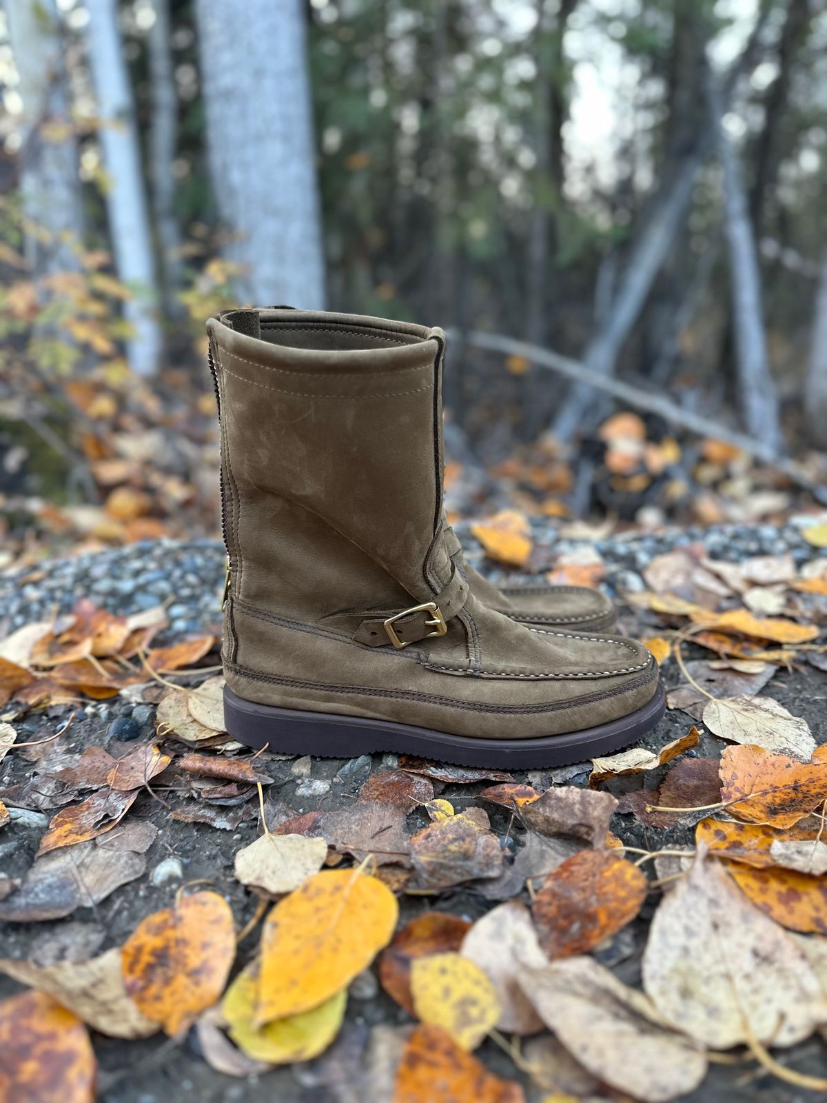 Photo by Mogo on October 1, 2025 of the Russell Moccasin Co. Zephyr II in S.B. Foot Sage Chamois.