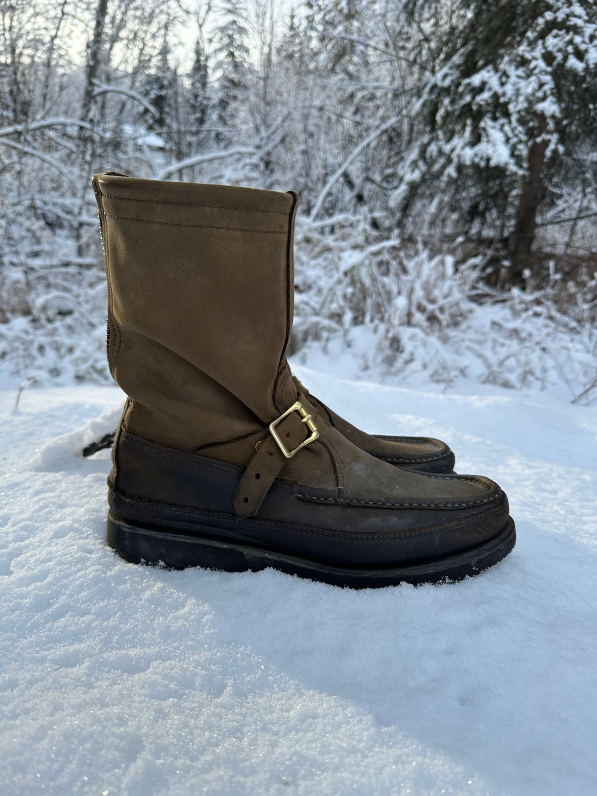 Photo by Mogo on November 4, 2025 of the Russell Moccasin Co. Zephyr II in S.B. Foot Sage Chamois.