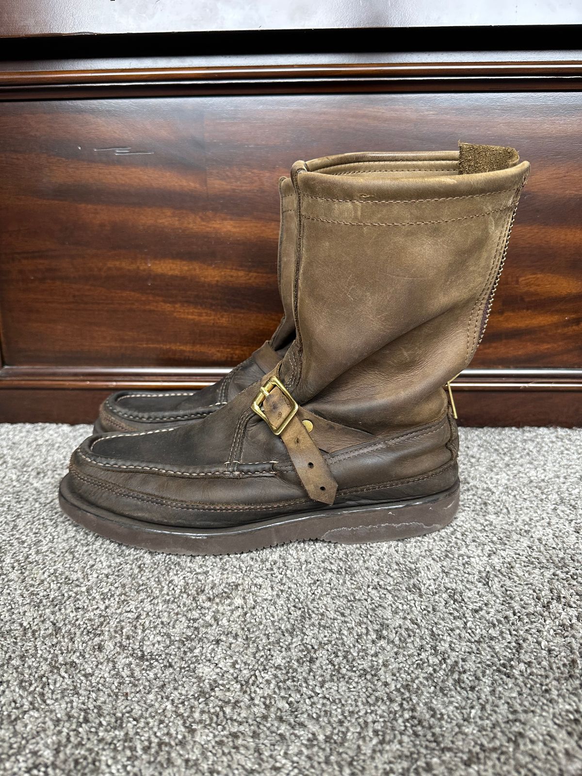 Photo by Mogo on January 3, 2026 of the Russell Moccasin Co. Zephyr II in S.B. Foot Sage Chamois.