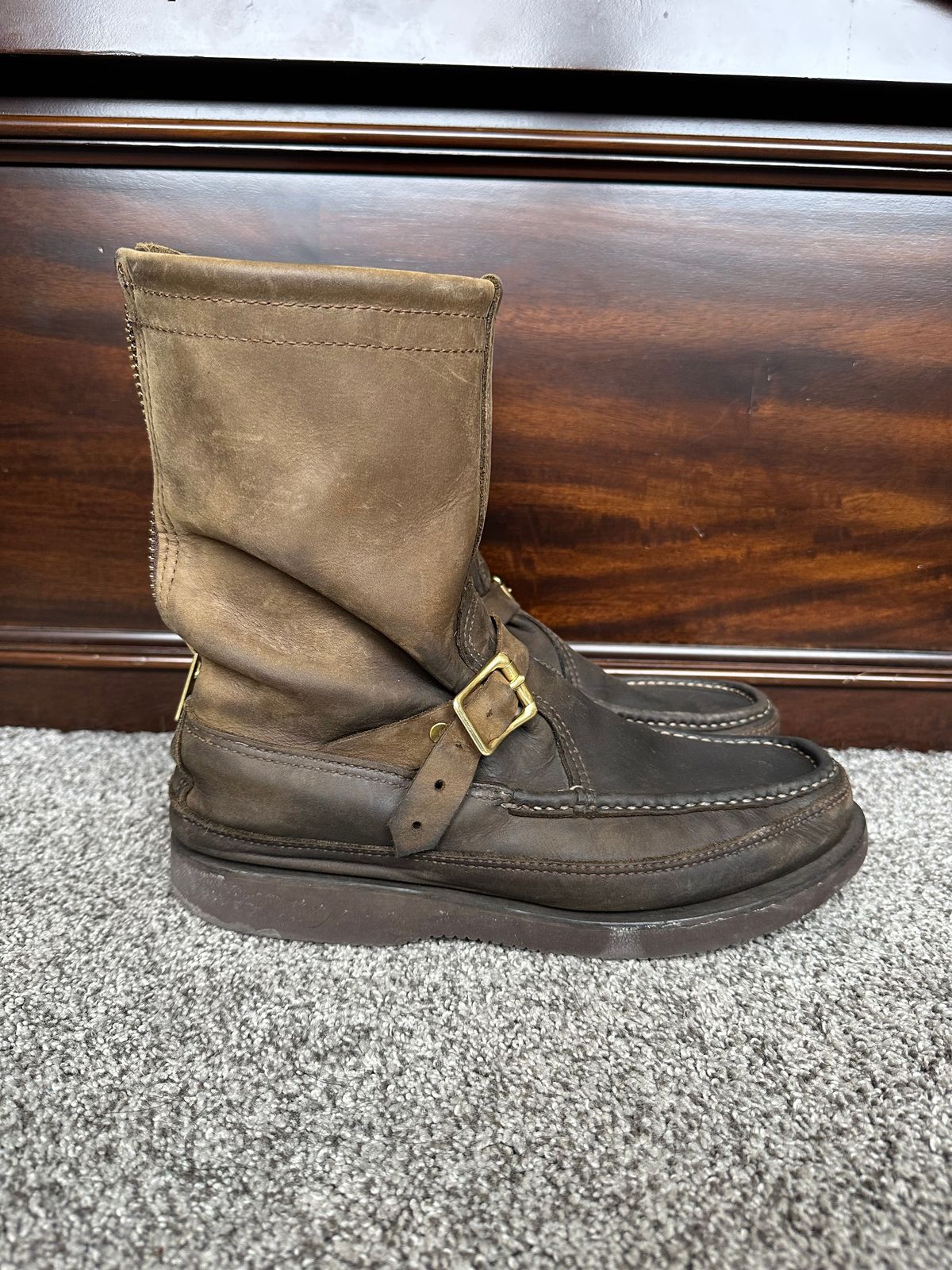 Photo by Mogo on January 3, 2026 of the Russell Moccasin Co. Zephyr II in S.B. Foot Sage Chamois.