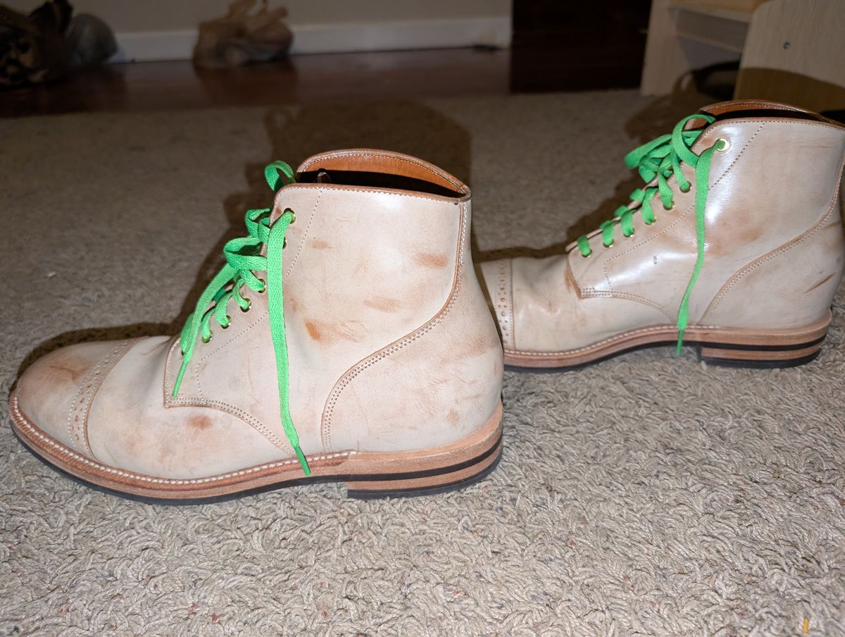 Photo by ajchamb on February 4, 2025 of the Grant Stone Garrison Boot in Ghost Burro.