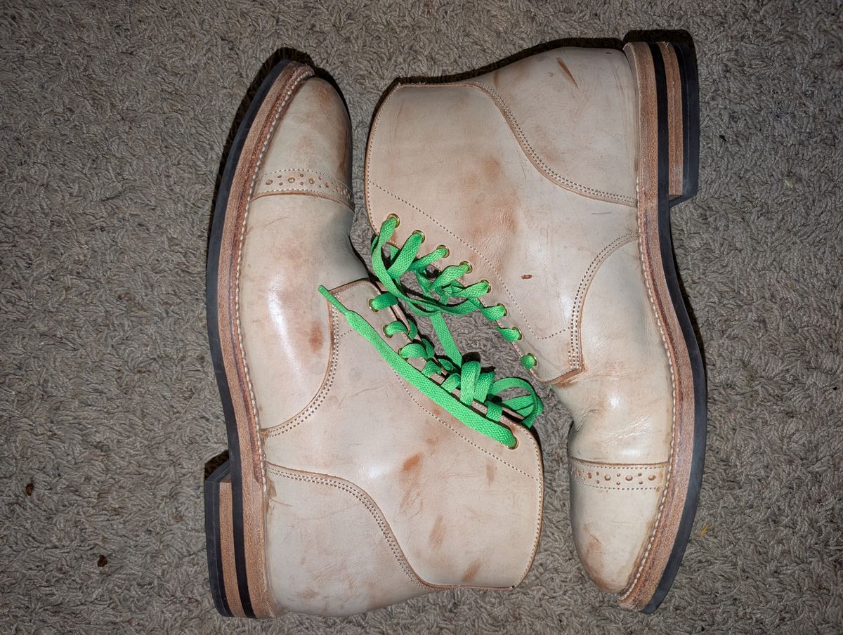 Photo by ajchamb on February 4, 2025 of the Grant Stone Garrison Boot in Ghost Burro.