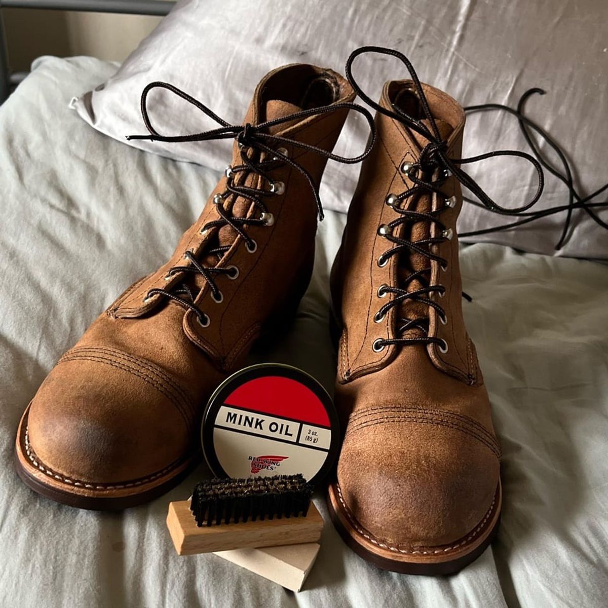 Photo by gojira227 on February 16, 2024 of the Red Wing Iron Ranger in S.B. Foot Hawthorne Muleskinner.