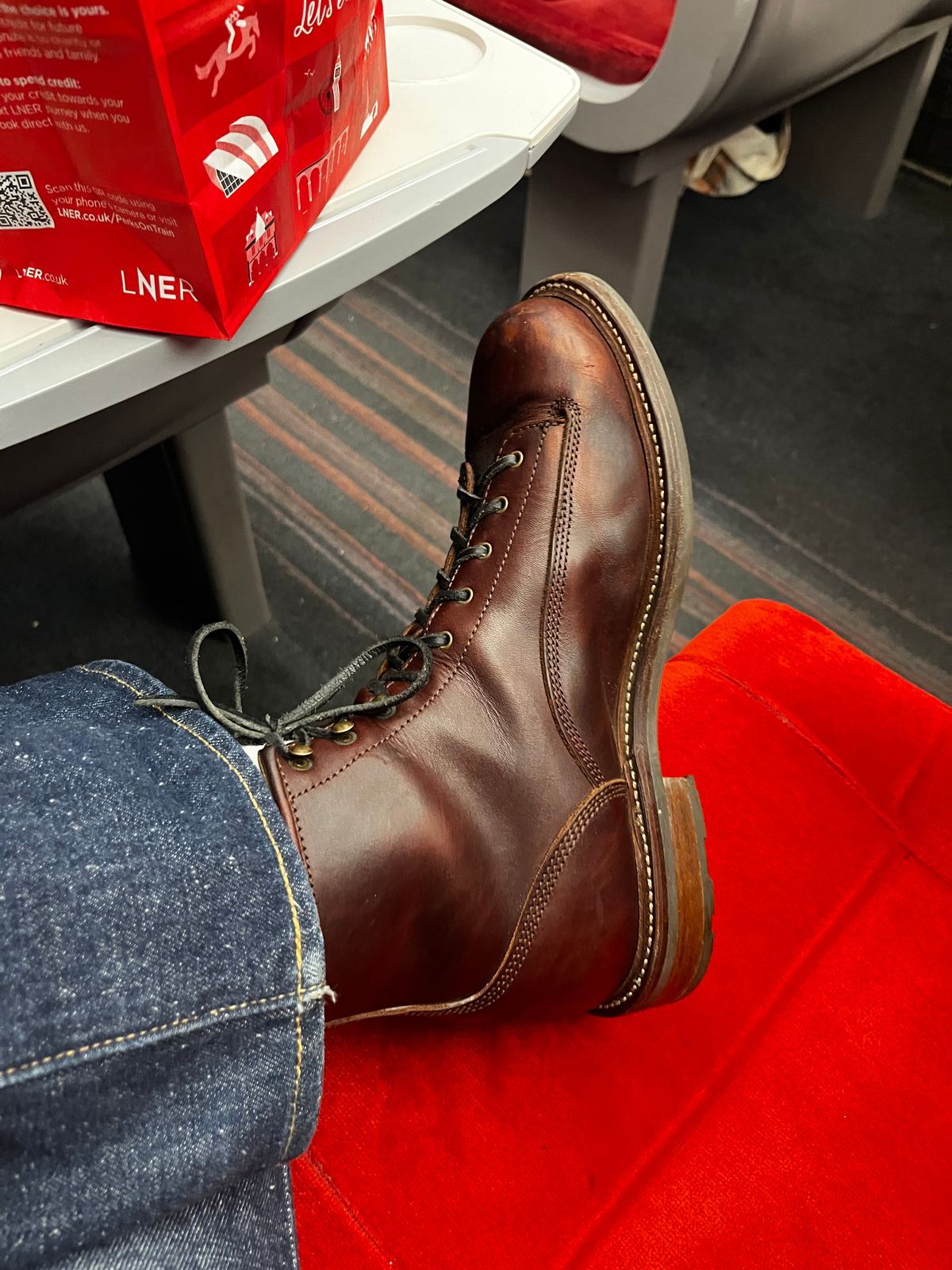 Photo by gojira227 on October 20, 2025 of the Caswell Boot Company Carver II in Wickett & Craig Chestnut Oiled Latigo.